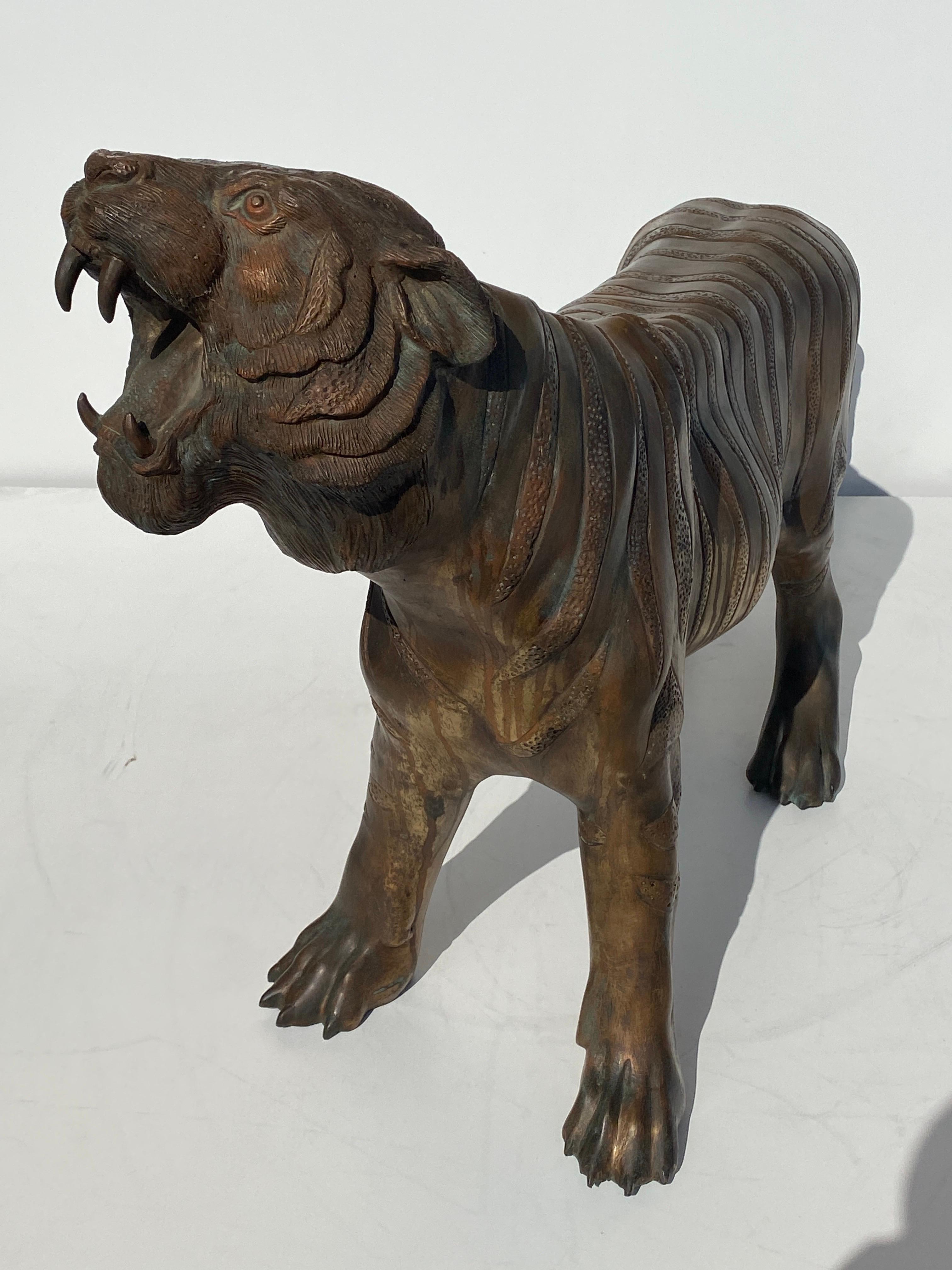 Late 20th Century Bronze Sculpture of a Roaring Tiger For Sale