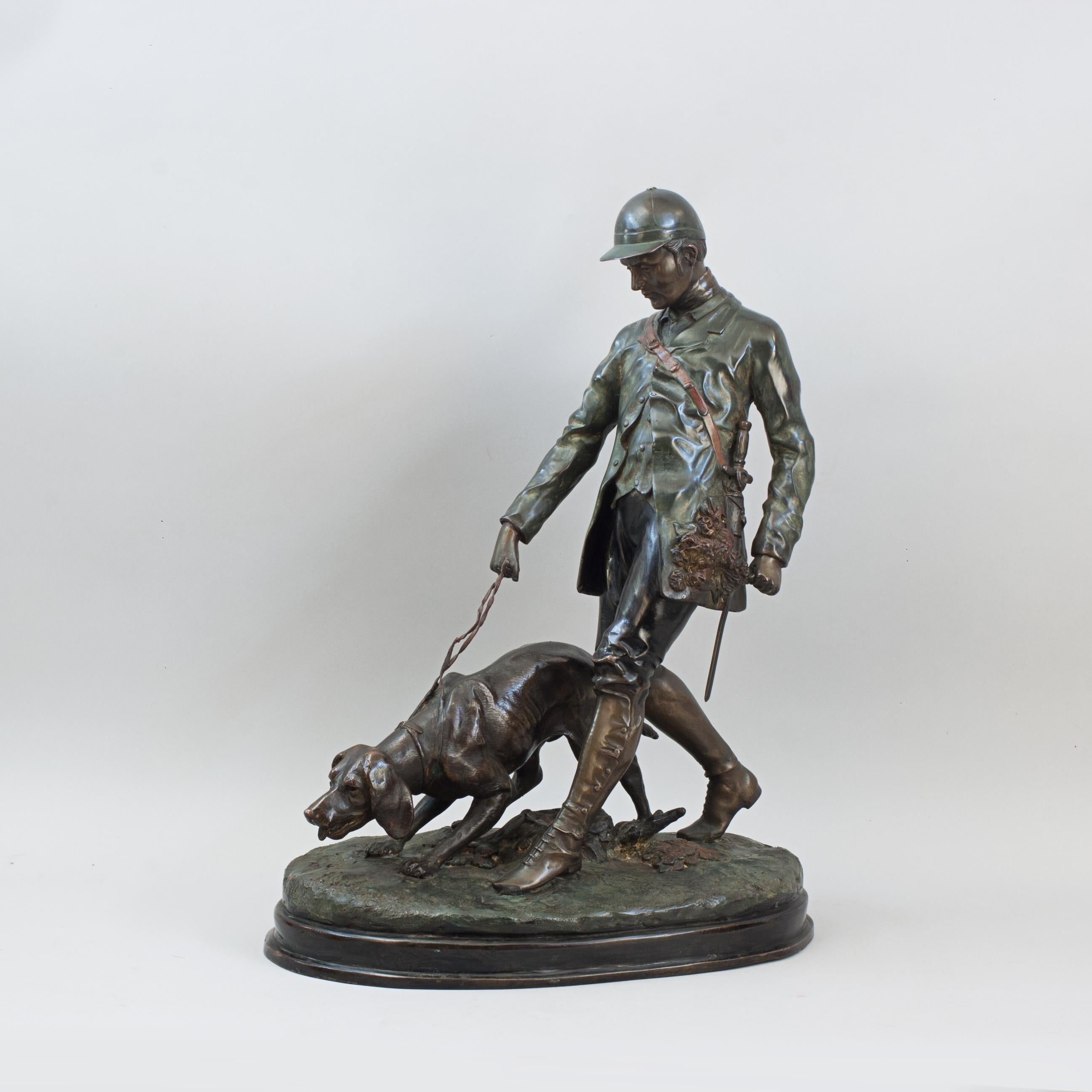 Scultura in bronzo di cacciatore con cane da caccia in vendita 4