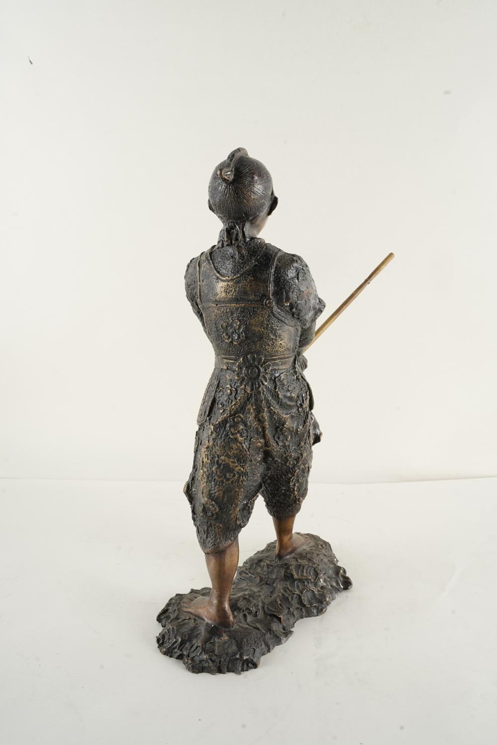 Bronze Sculpture of a Japanese Samurai Warrior Lost Wax Late 20th Century For Sale 5