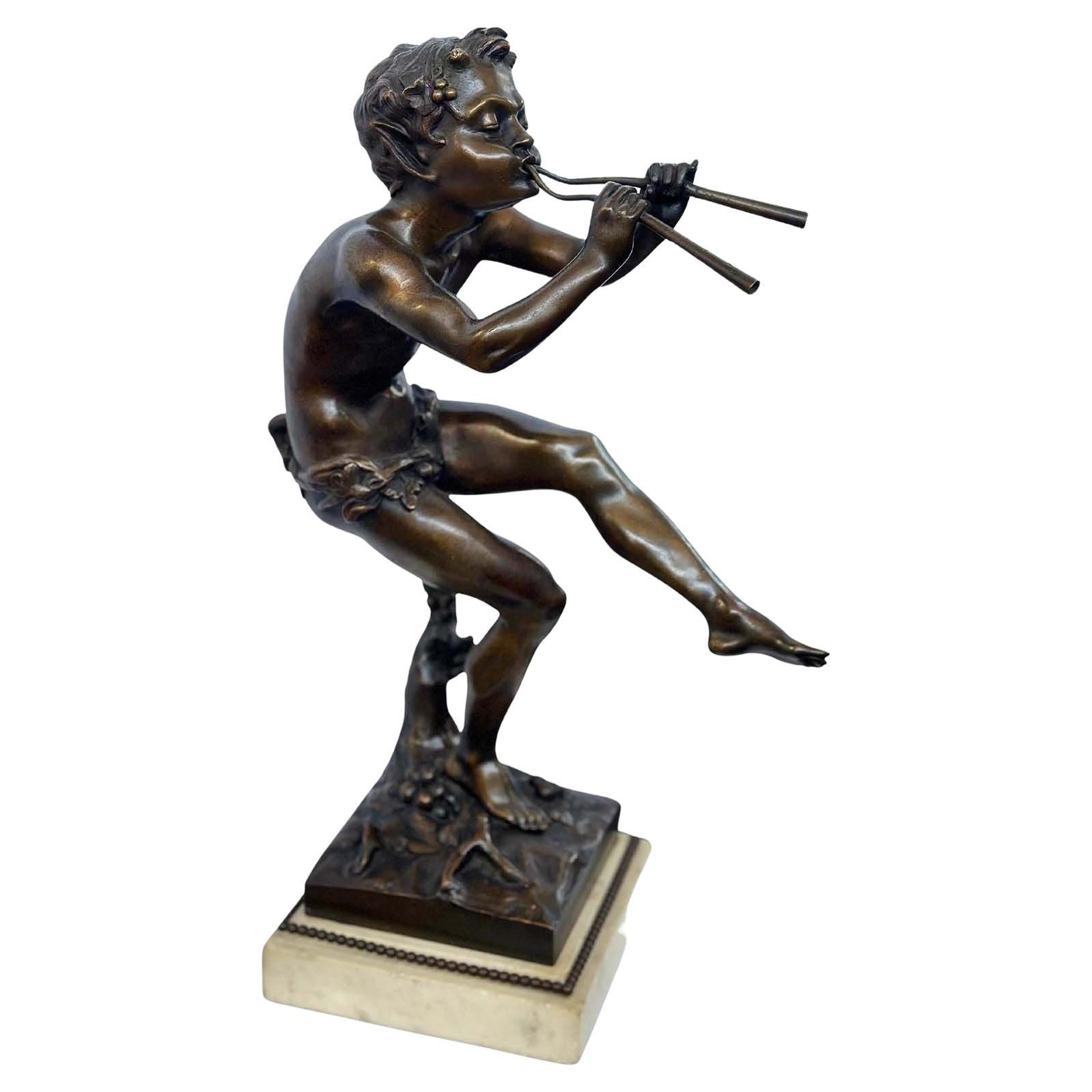Sculpture en bronze d'un faune mythique par Clodion en vente