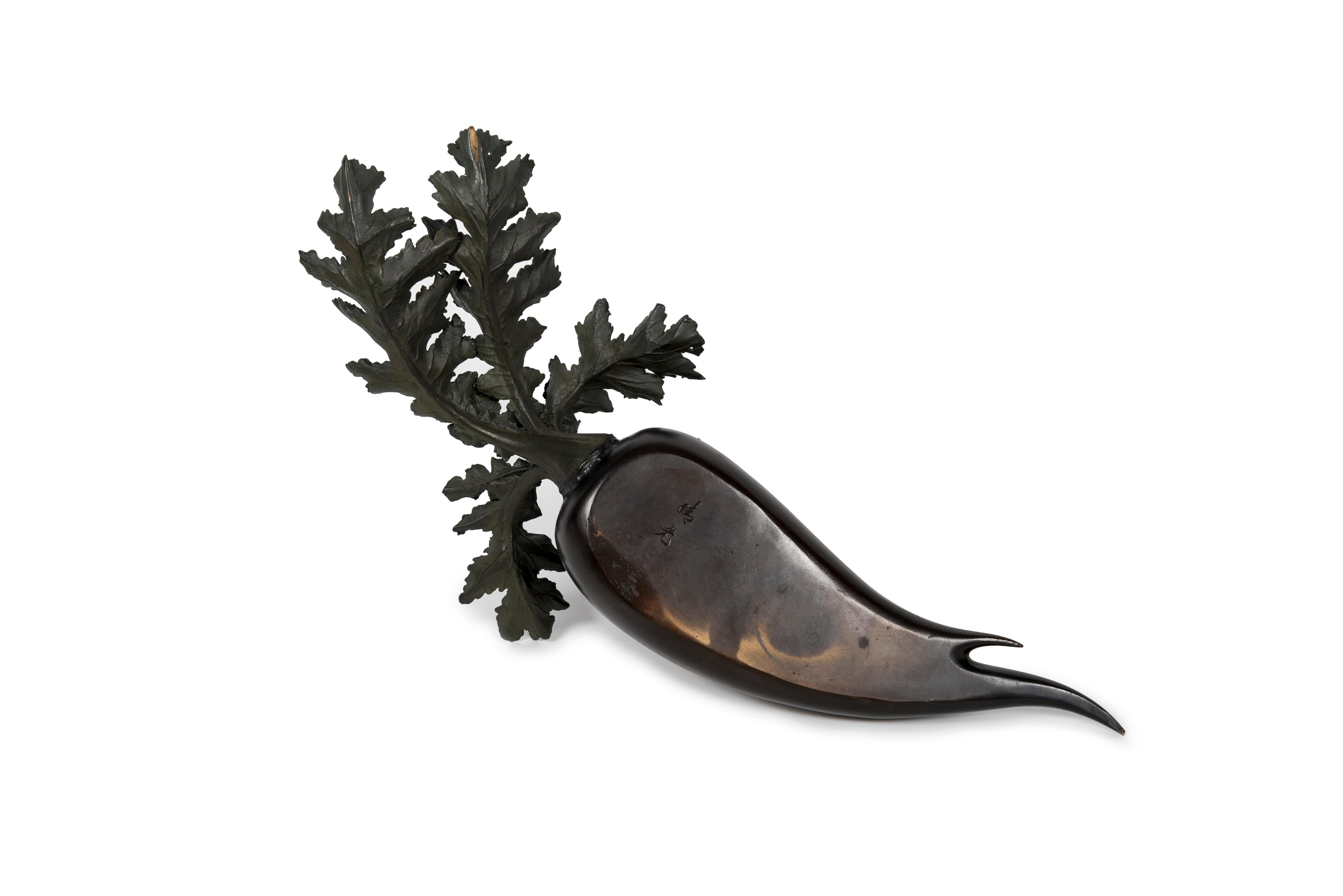 Bronze sculpture of a rat standing on a radish (Okimono) For Sale 1
