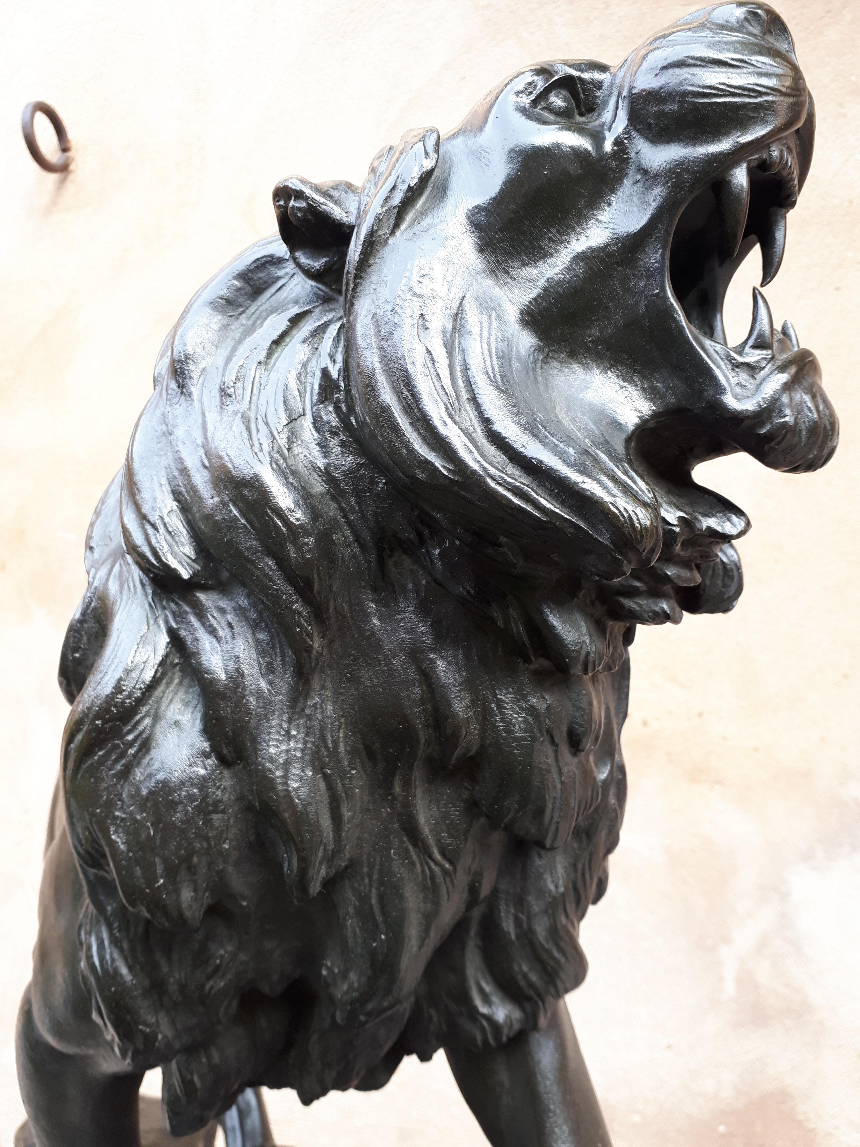 Bronze Sculpture Of A Roaring Lion, By Léon Bureau For Sale 4