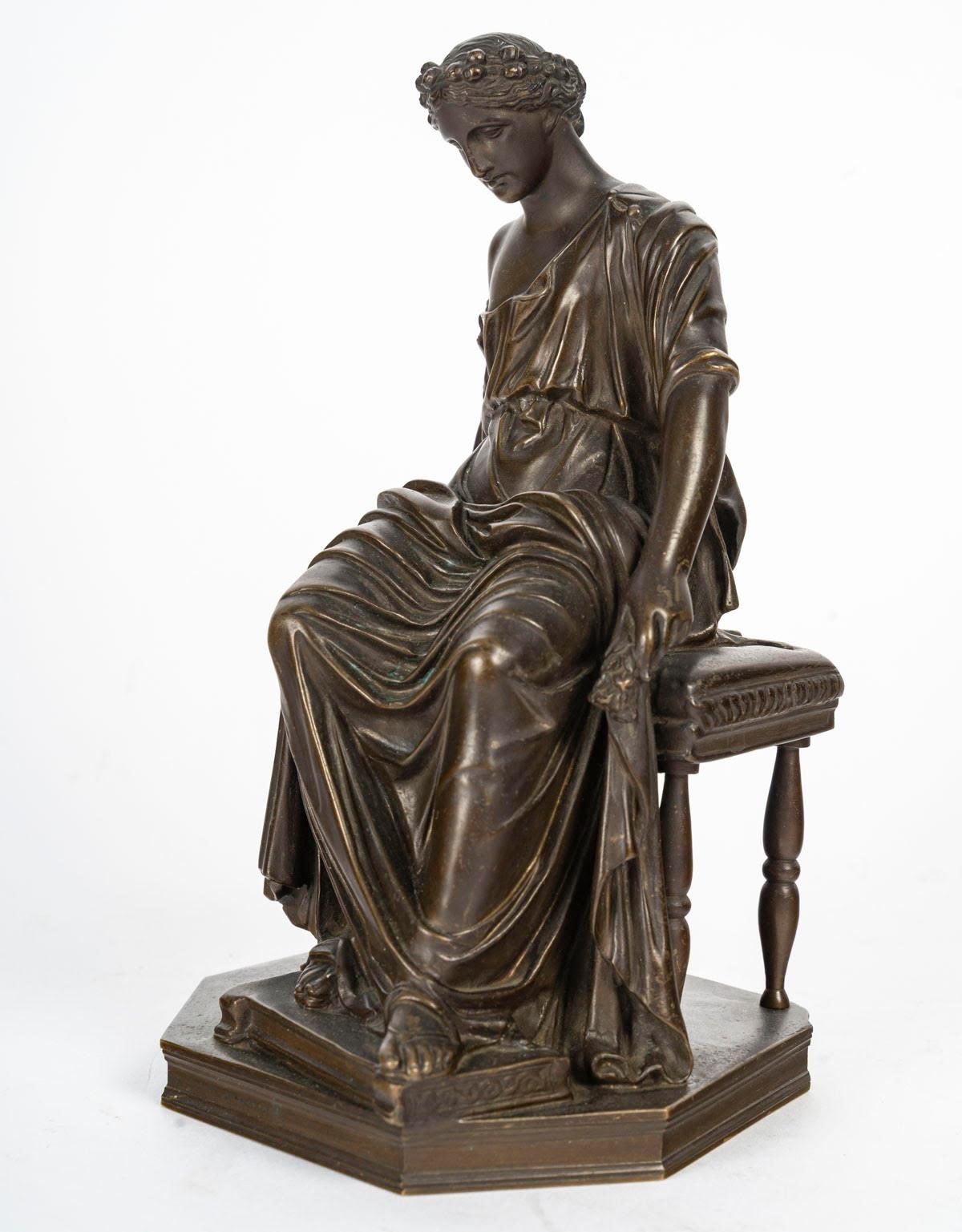Scultura in bronzo di una donna seduta, timbrata da Barbedienne, Napoleone III. In condizioni buone in vendita a Saint-Ouen, FR