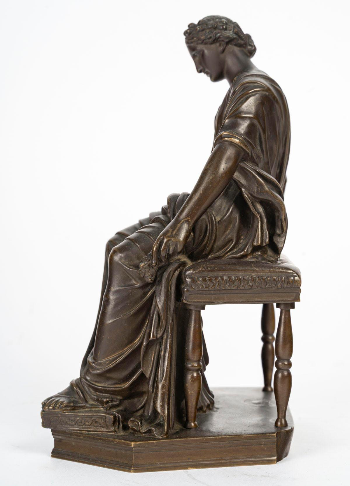 XIX secolo Scultura in bronzo di una donna seduta, timbrata da Barbedienne, Napoleone III. in vendita
