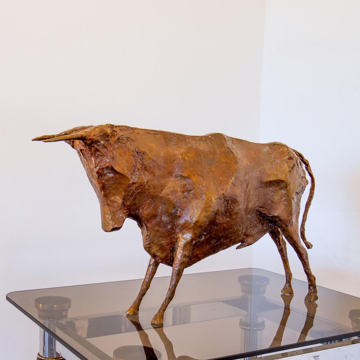 Bronze Sculpture of a Standing Bull by Christian Maas 4