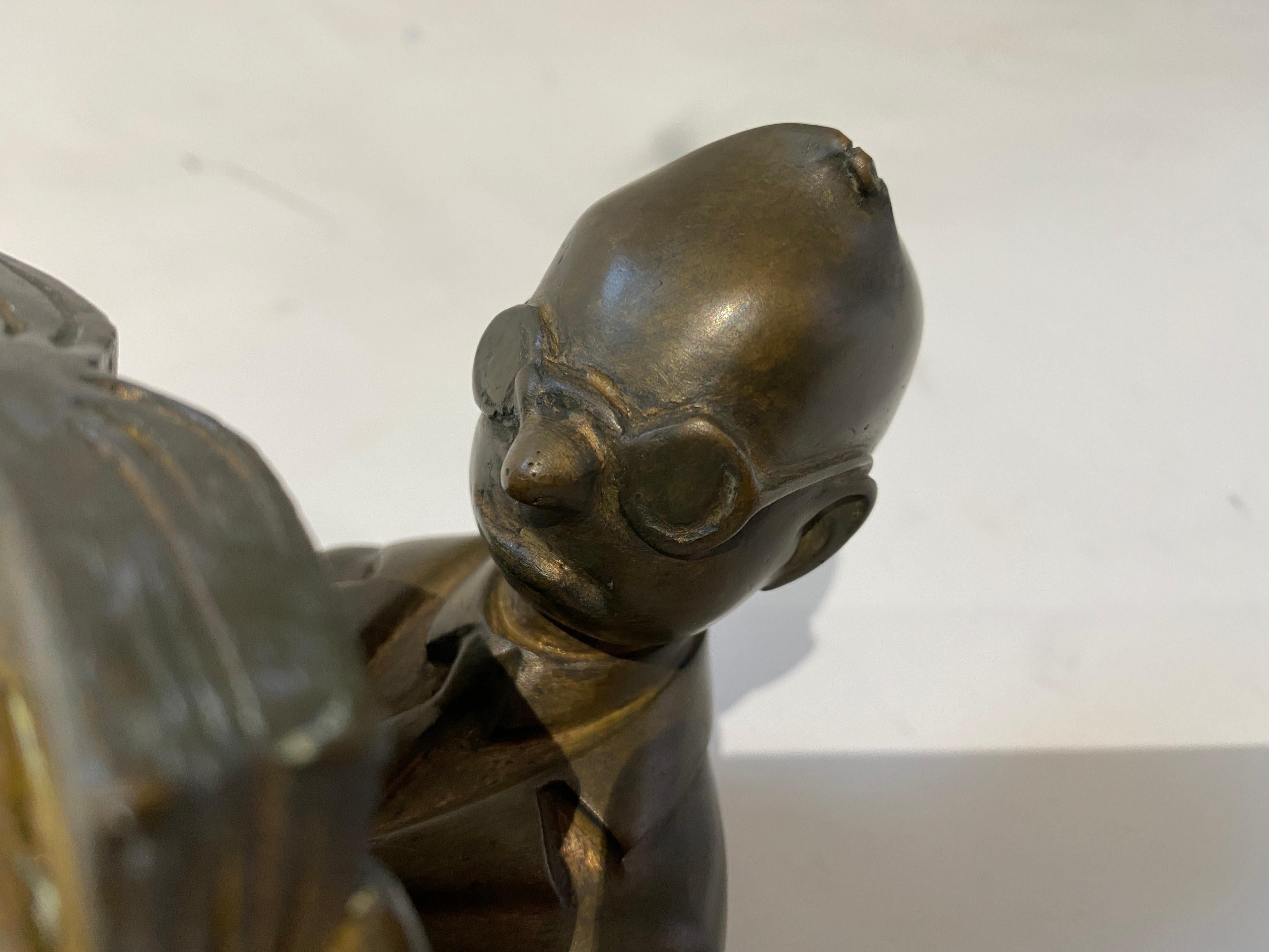Bronze Sculpture of Studious Gentleman by Gustav Bohlard For Sale 4