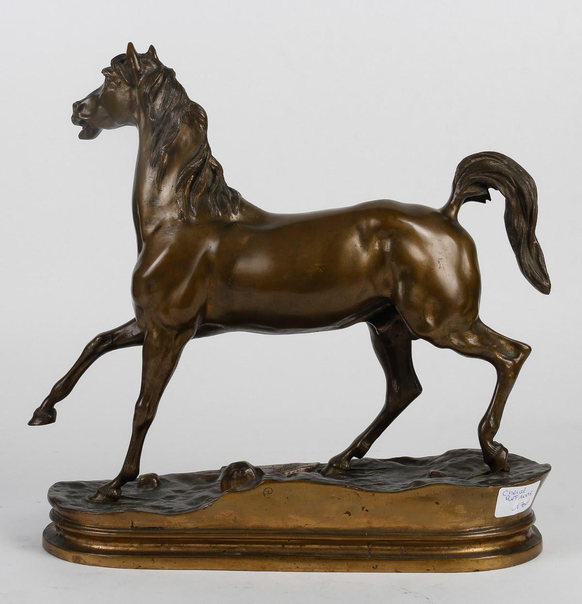 Bronze Sculpture of a Walking Horse, 20th Century. For Sale 1