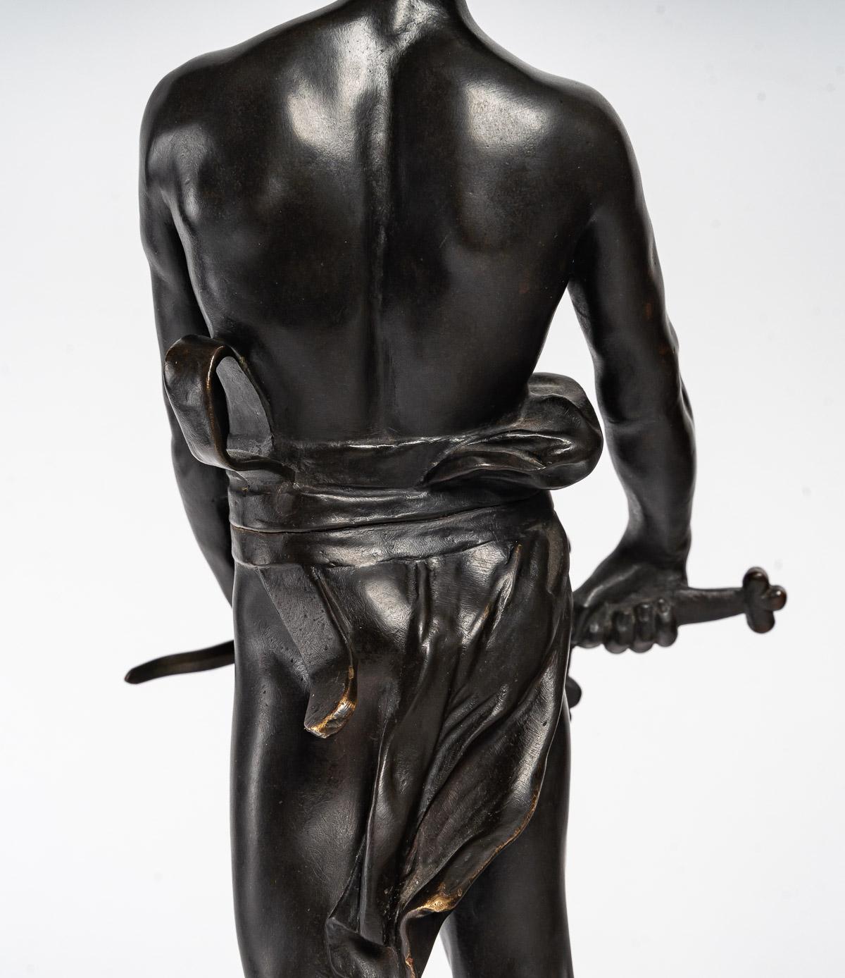 Bronze sculpture of a Warrior with his Sword by François-Raoul Larche In Good Condition In Saint-Ouen, FR