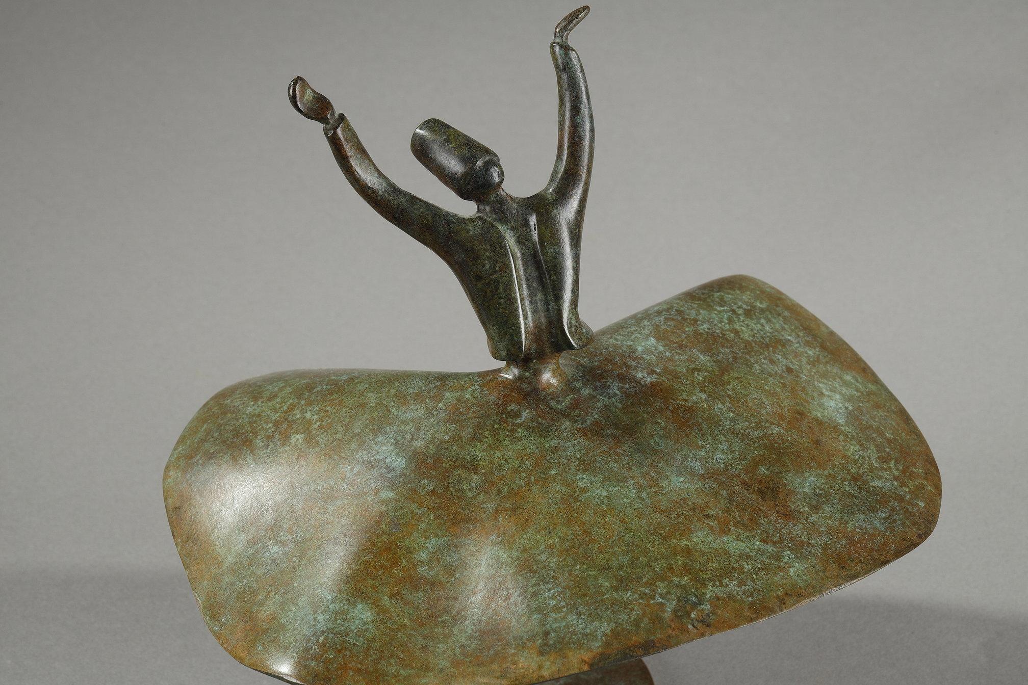 Scultura in bronzo di Samya Baroudi raffigurante un derviscio vorticoso in vendita 8