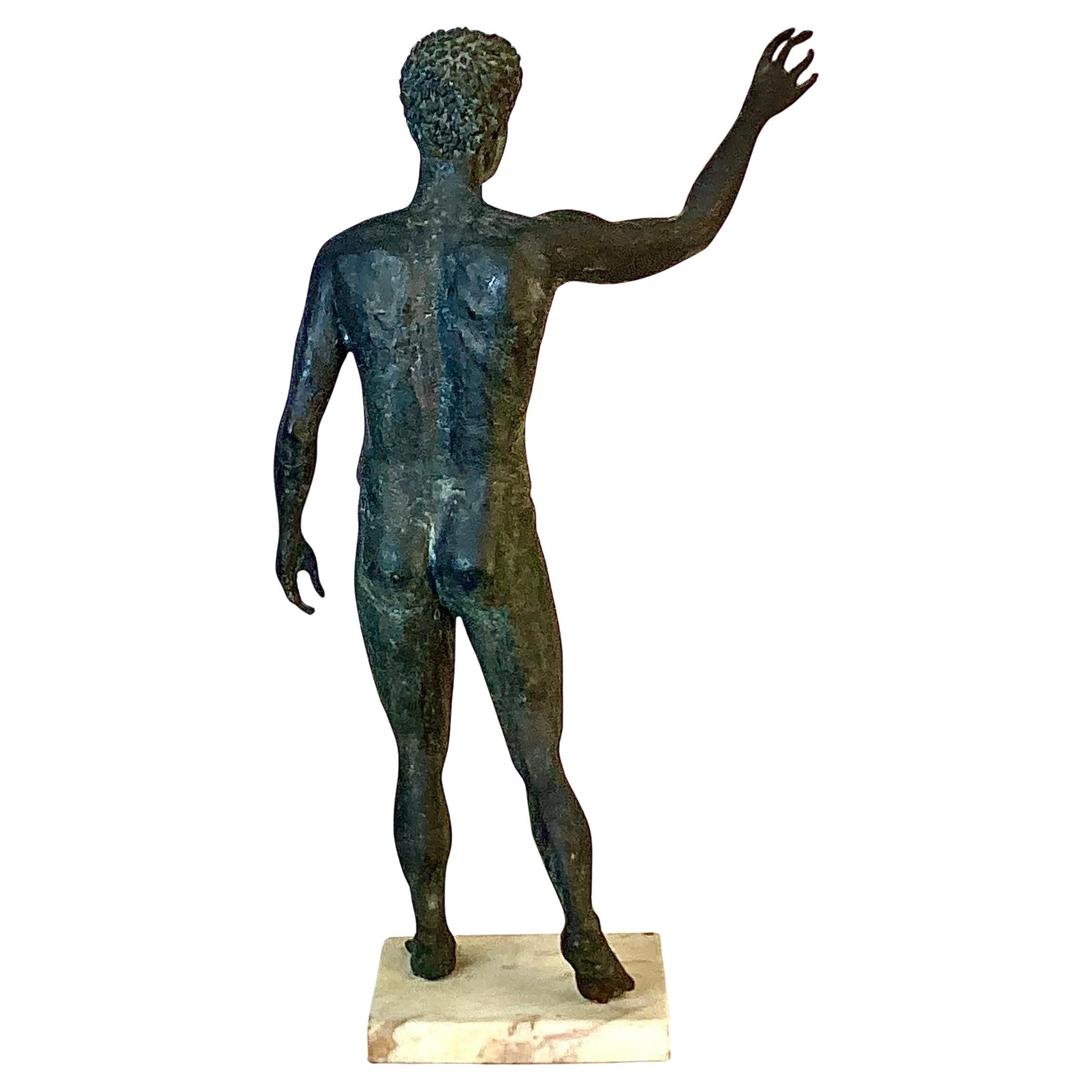 XIX secolo Scultura in bronzo del Giovane di Antikythera in vendita