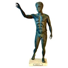 Sculpture en bronze de la jeune Antikythera