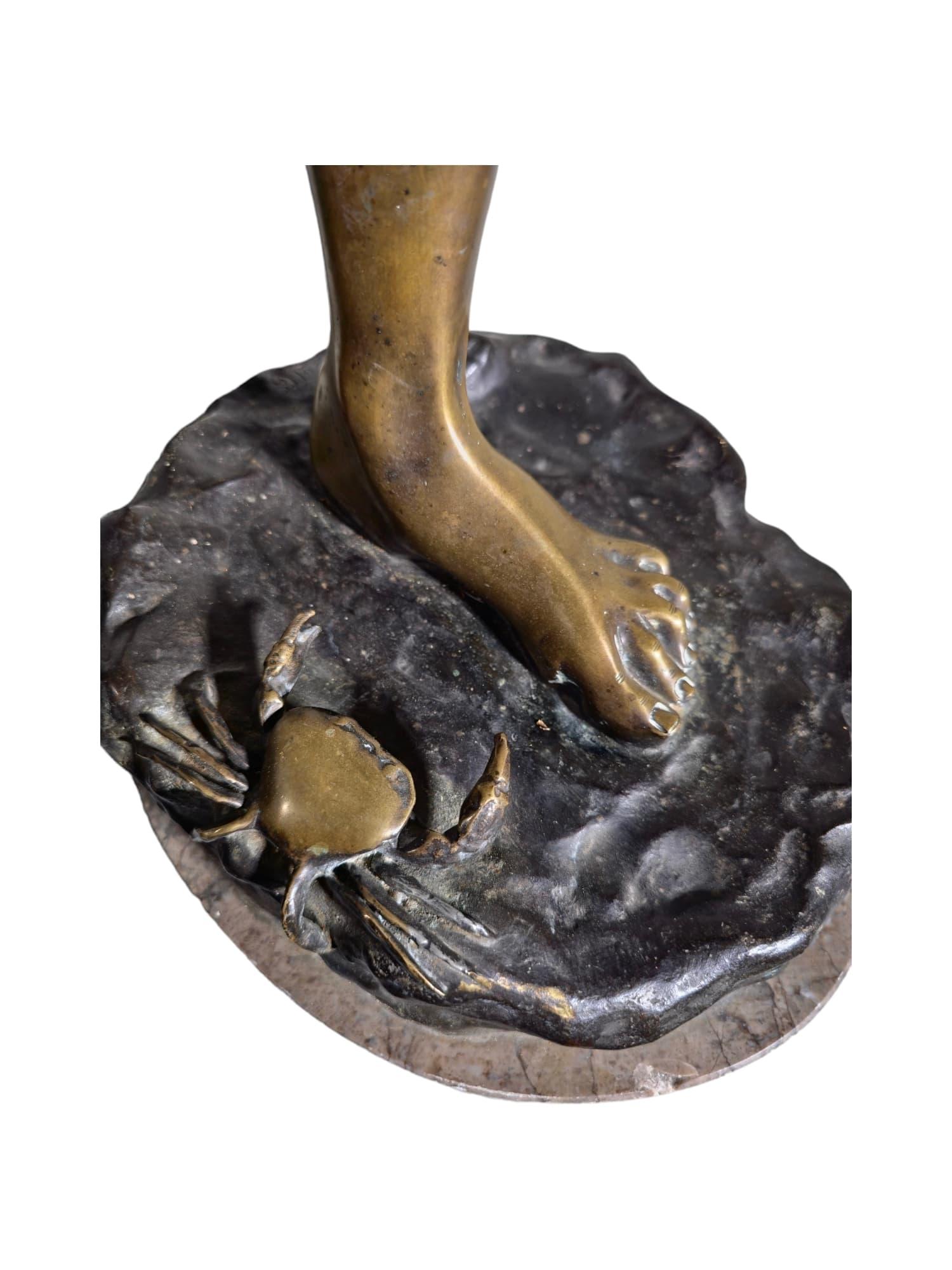 Bronzeskulptur eines Kindes aus Bronze - 105 cm im Angebot 6