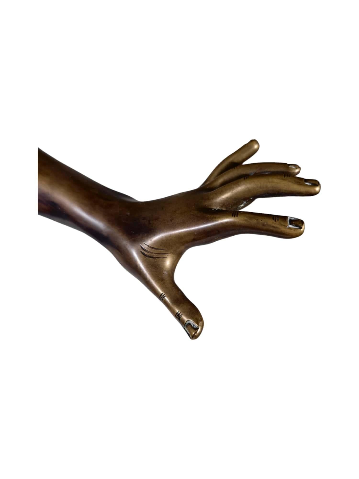 Scultura in bronzo di Bambino - 105 cm in vendita 4