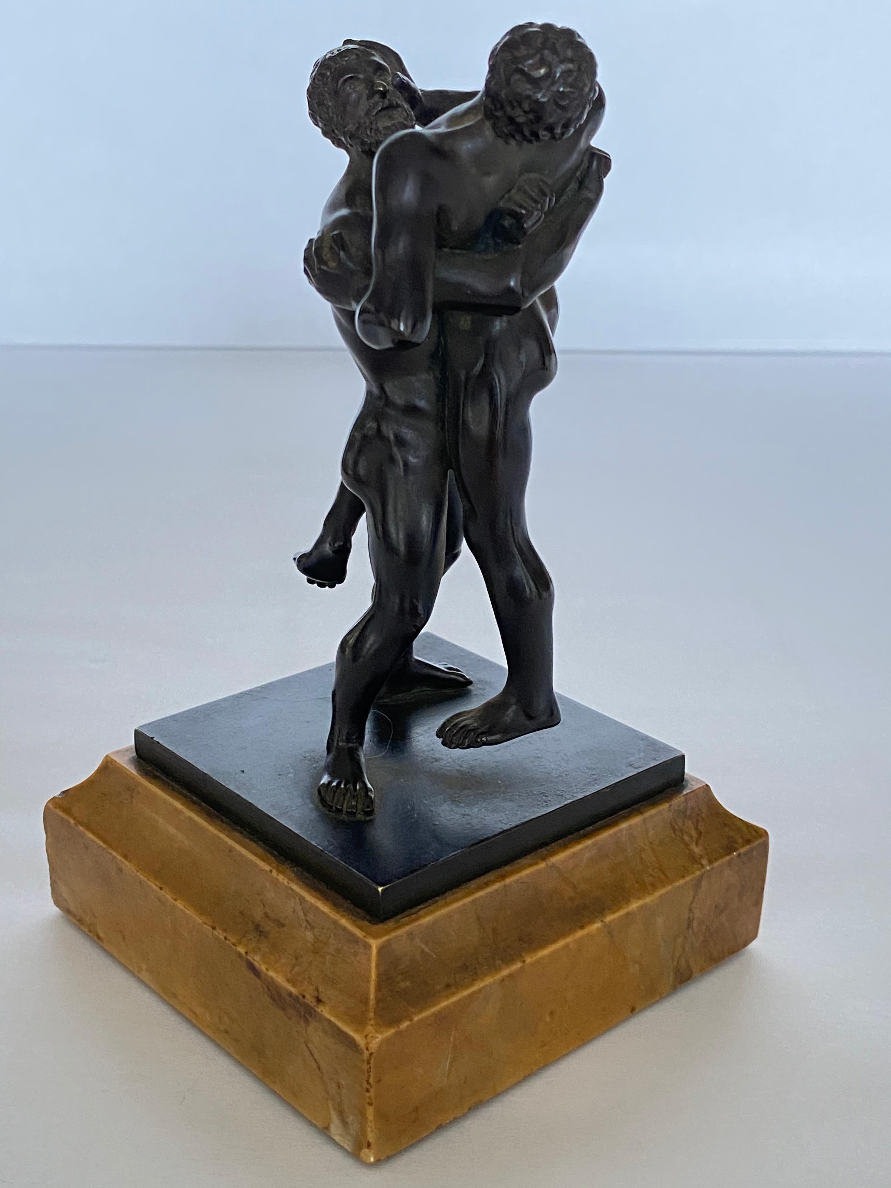 Renaissance Revival Bronze Sculpture of Hercules and Antaeus, after Stefano Maderno, 19th Century