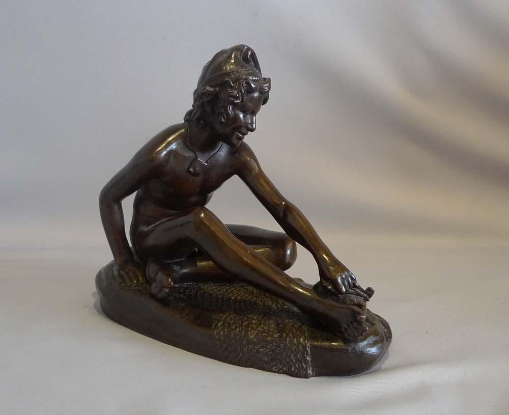 le petit pecheur bronze statue