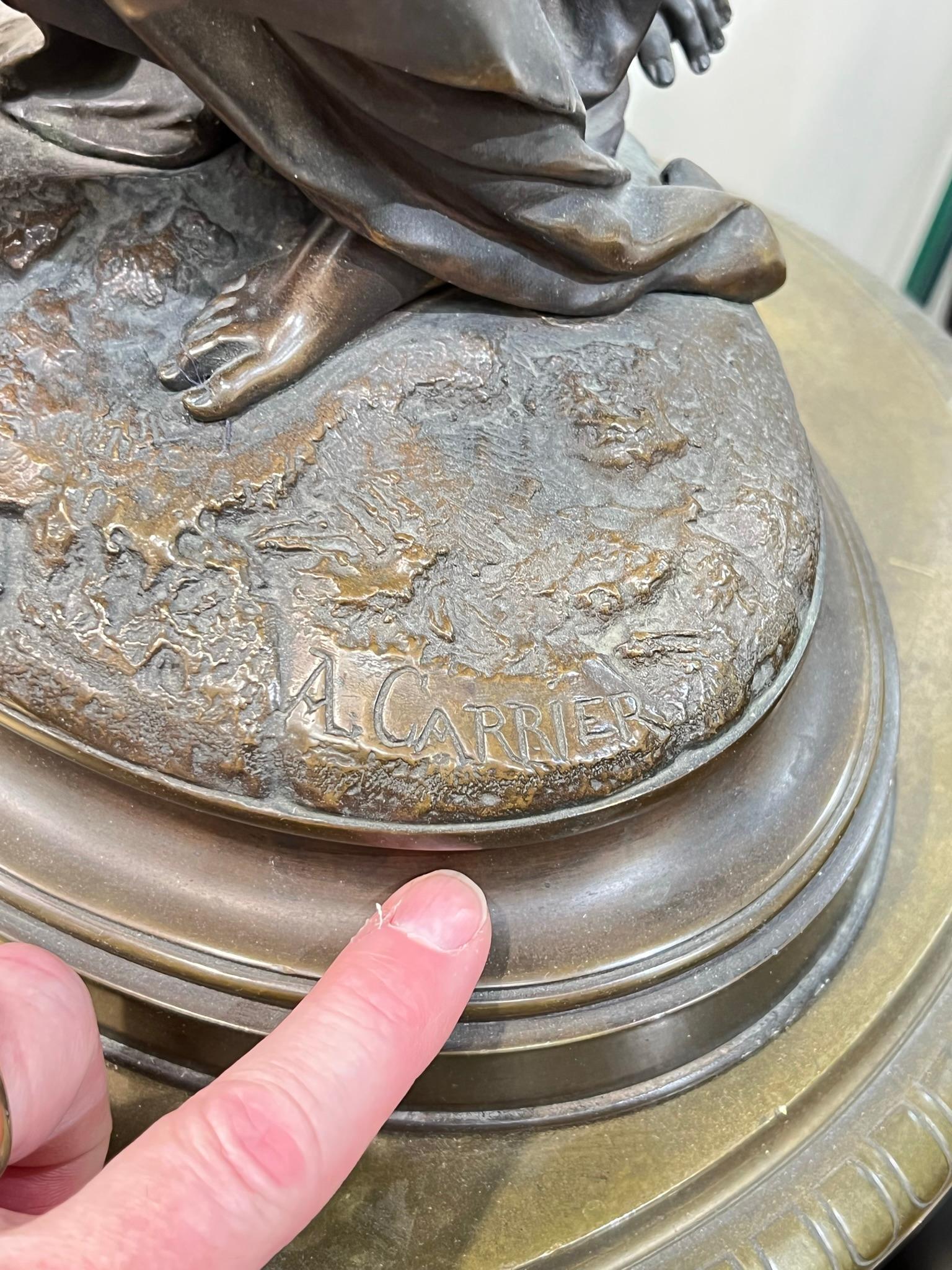 Sculpture en bronze d'une jeune fille par Auguste Joseph Carrier en vente 2