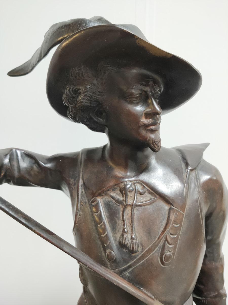 Bronze Sculpture of Musketeer Drawing a Weapon In New Condition For Sale In Liverpool, GB