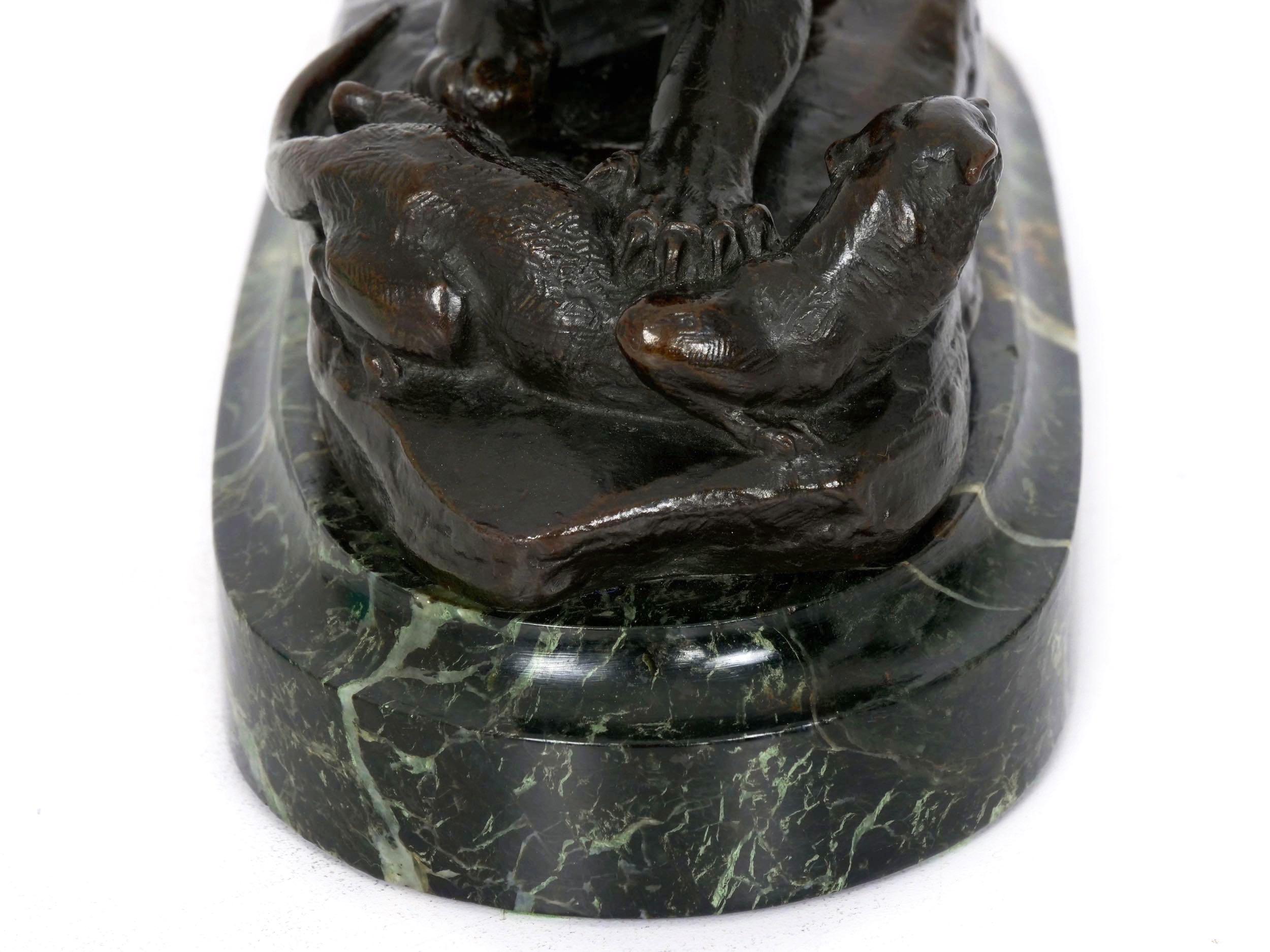 Bronze Sculpture of 