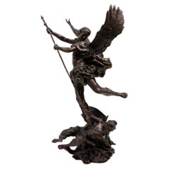 Escultura de bronce de San Miguel