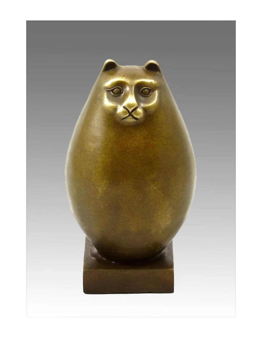 Scultura in bronzo del grande gatto di Fernando Botero, XX secolo.

Scultura in bronzo di Fernando Botero che rappresenta un grande felino, XX secolo.
H: 15cm, L: 8cm, P: 8cm
