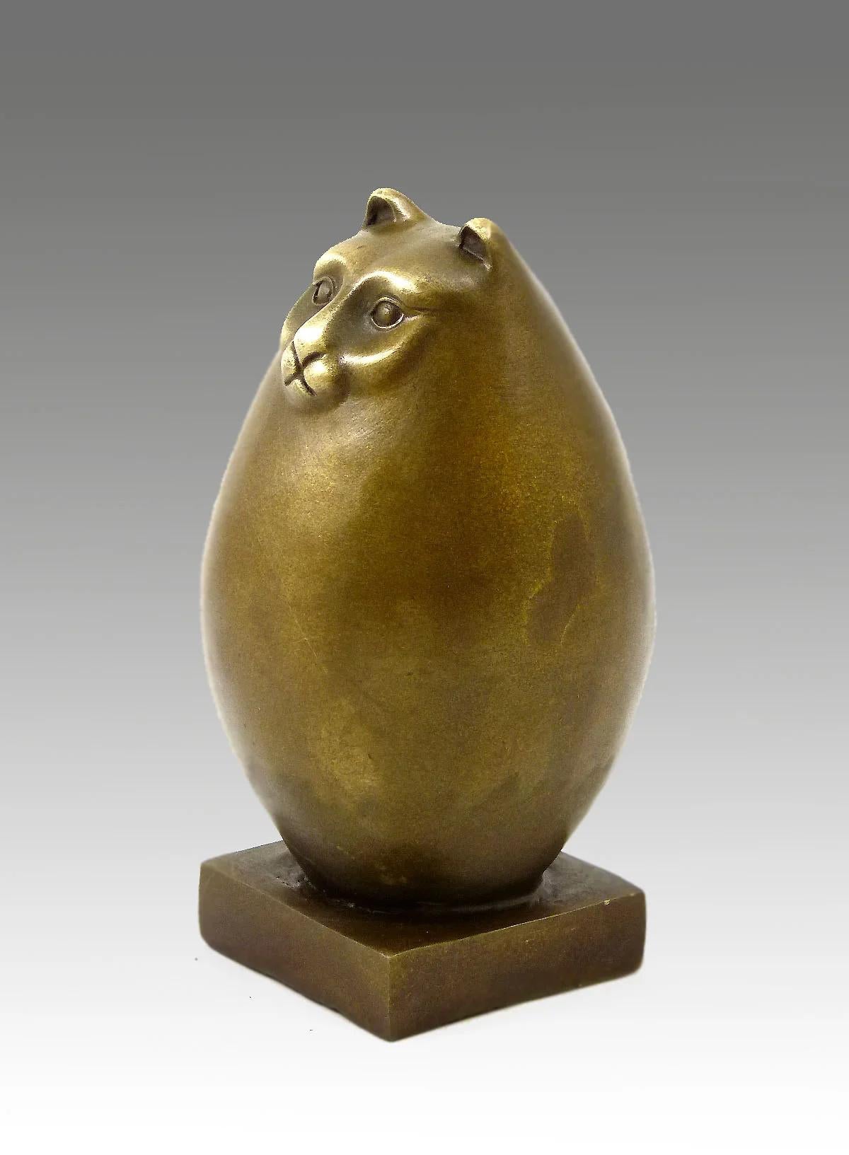 Modern Bronze Sculpture of the Big Cat after Fernando Botero, 20th Century. For Sale