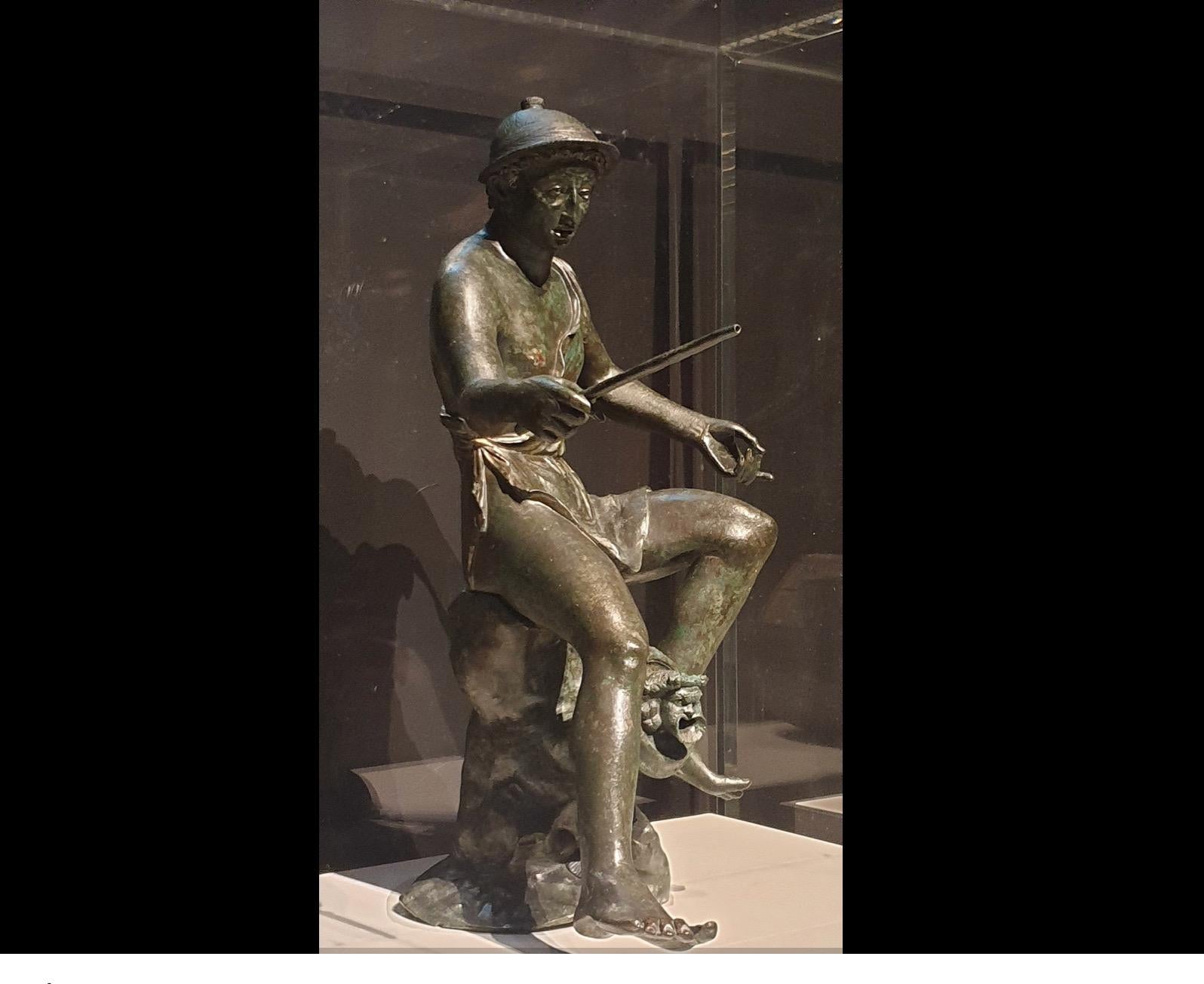 Scultura in bronzo del Pescatore napoletano dopo l'Antico, XIX secolo in vendita 6