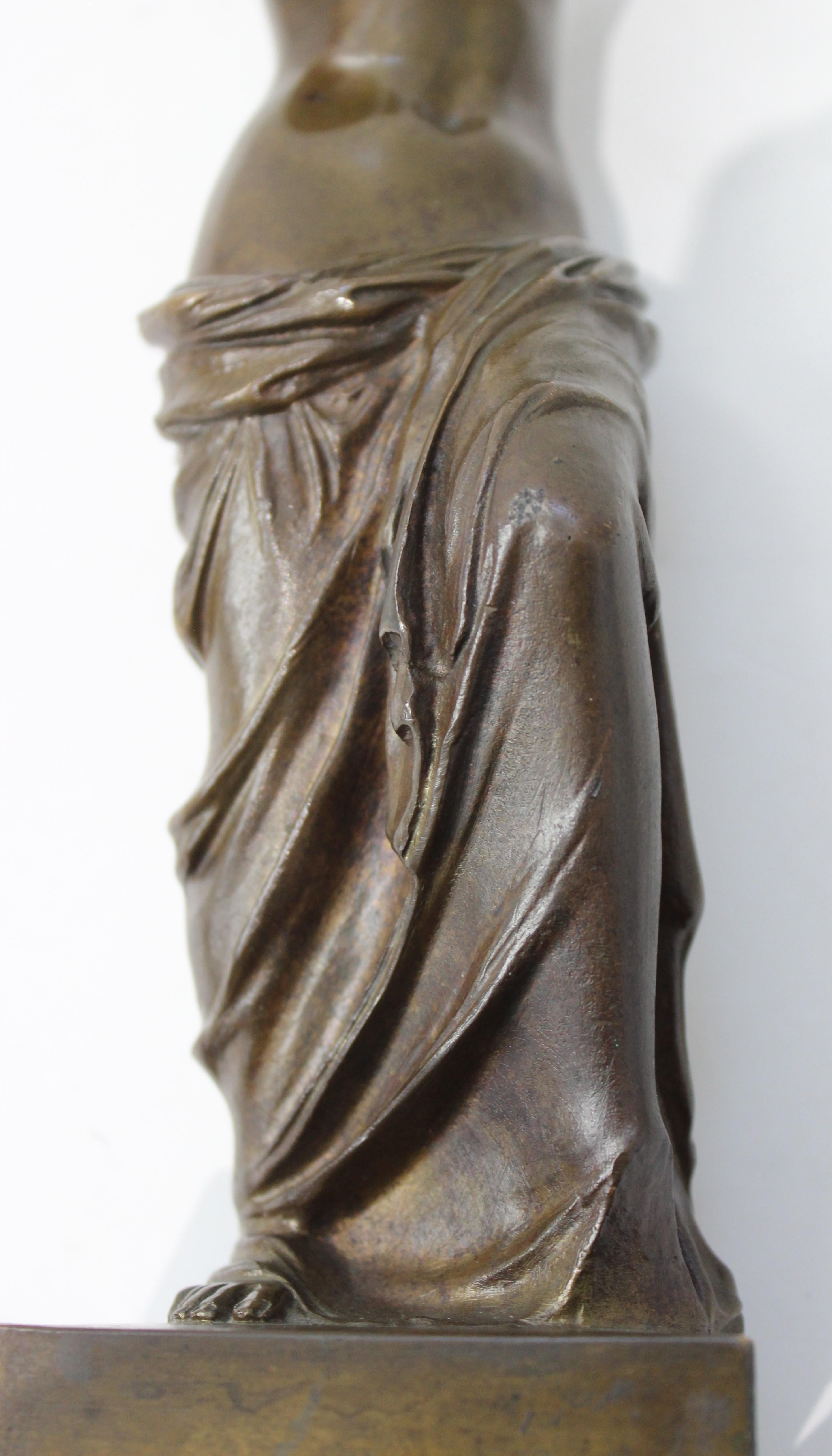 Bronzeskulptur der Venus de Milo aus Bronze 3