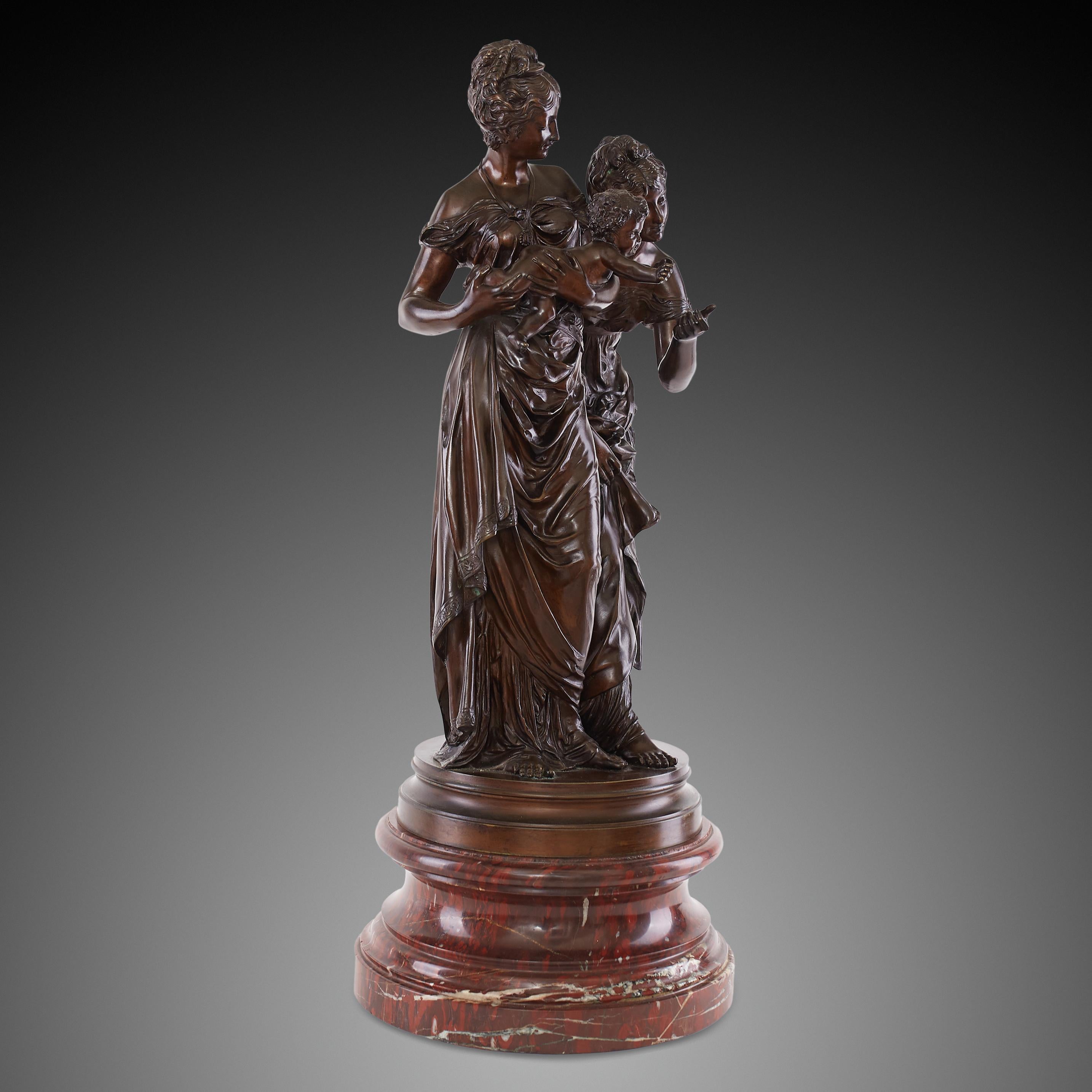 Bronze Sculpture of Victorian Women from 19th Century In Good Condition For Sale In Warsaw, PL