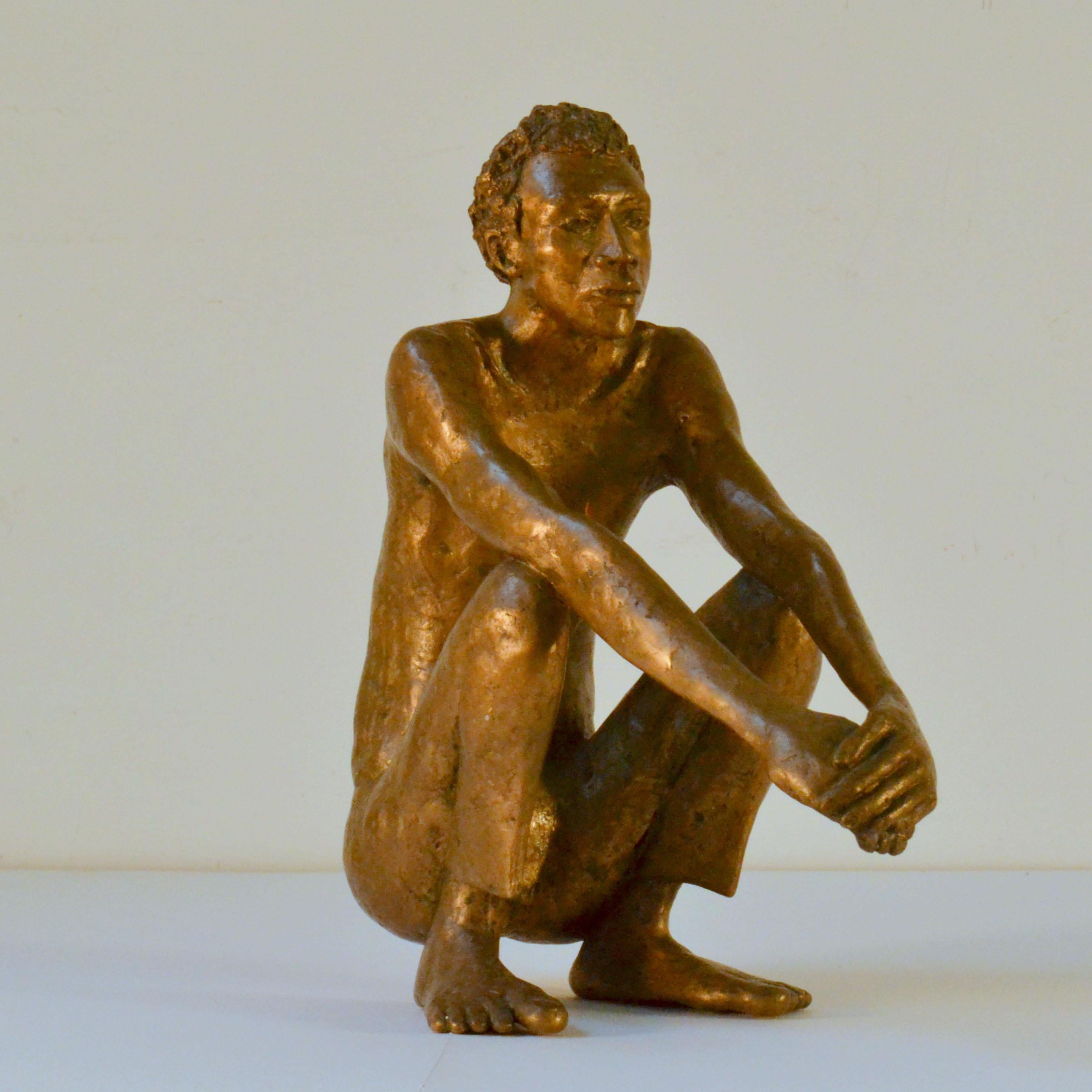 Scultura figurativa in bronzo di uomo in attesa, Olanda 1986 in vendita 1