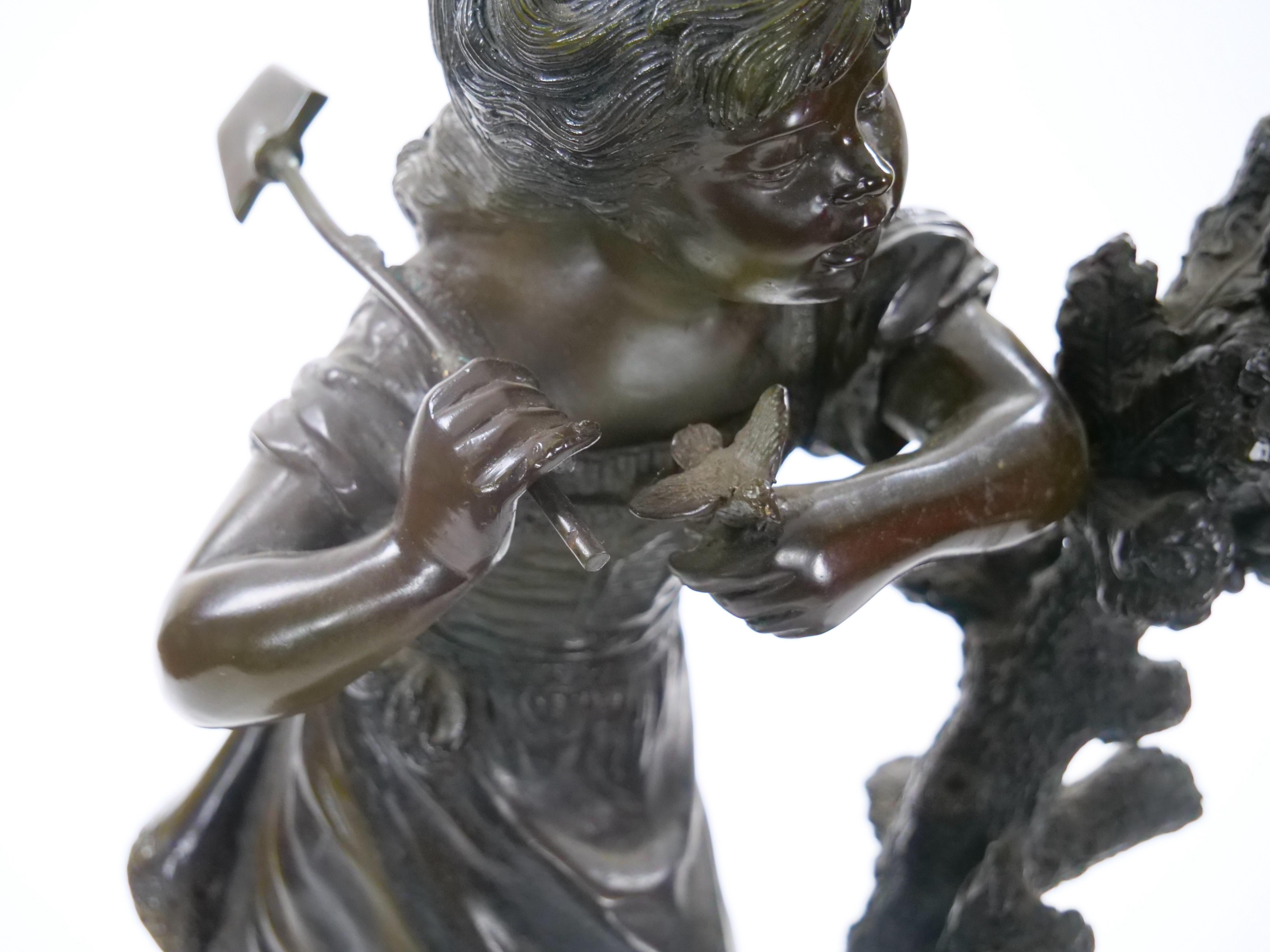 Scultura in bronzo di giovane ragazza / Base in marmo di Moreau in vendita 3