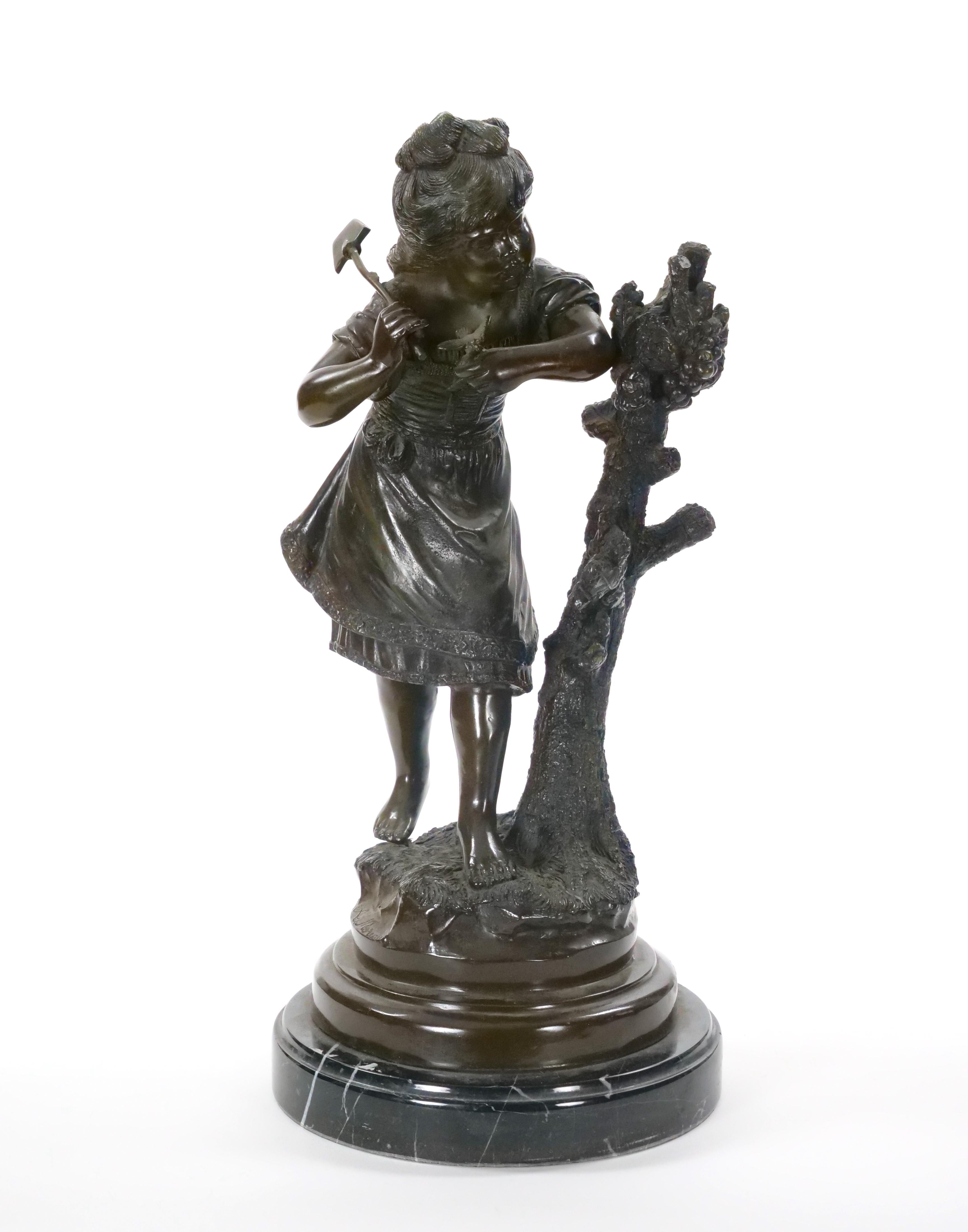 Scultura in bronzo di giovane ragazza / Base in marmo di Moreau in vendita 9