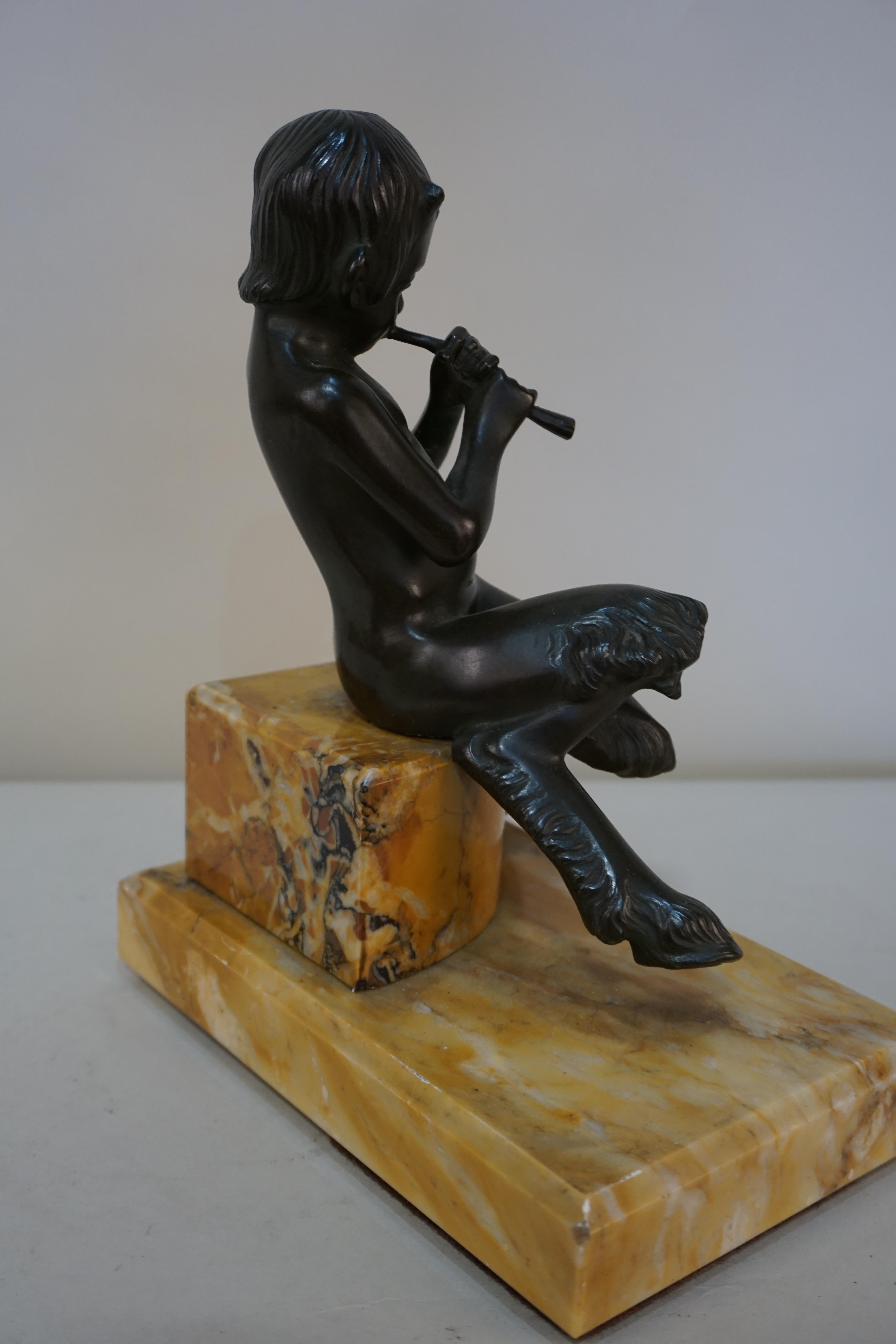 flute sculpture