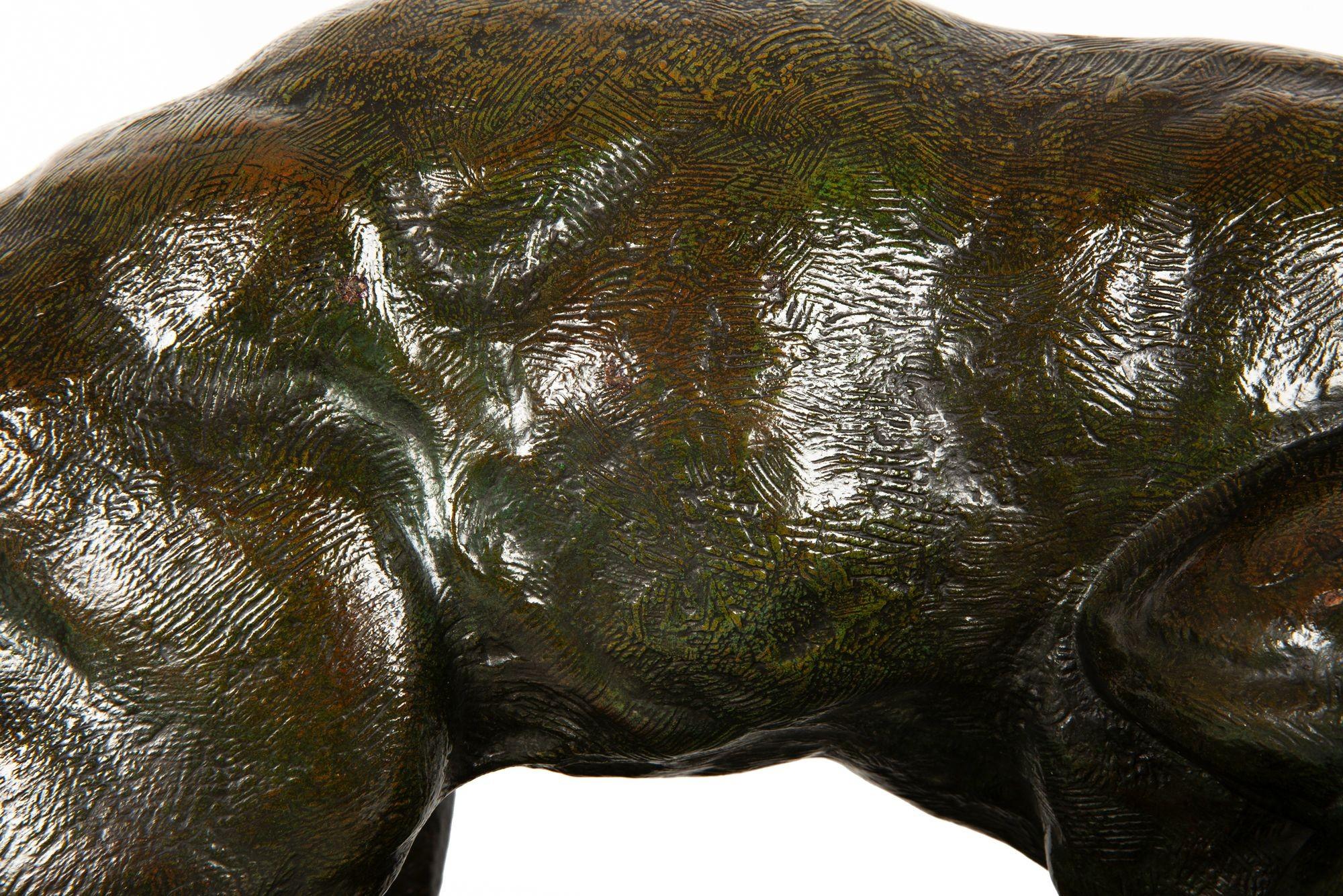 Escultura de bronce 