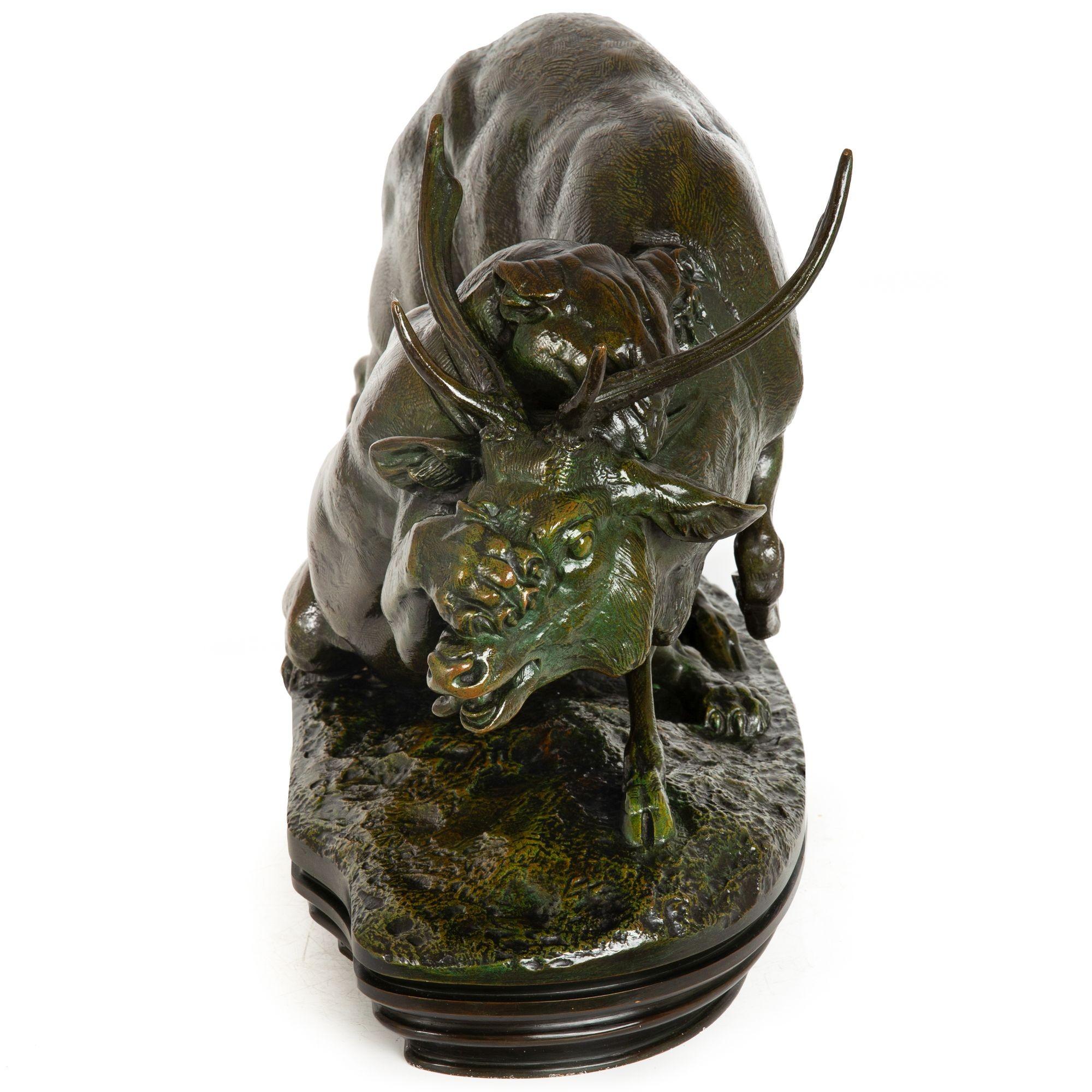 Escultura de bronce 