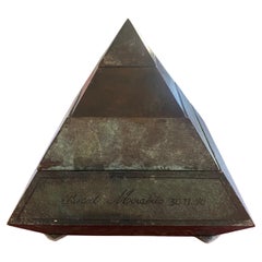 Bronze sculpture "Pyramide Fractale" by Pascal Morabito