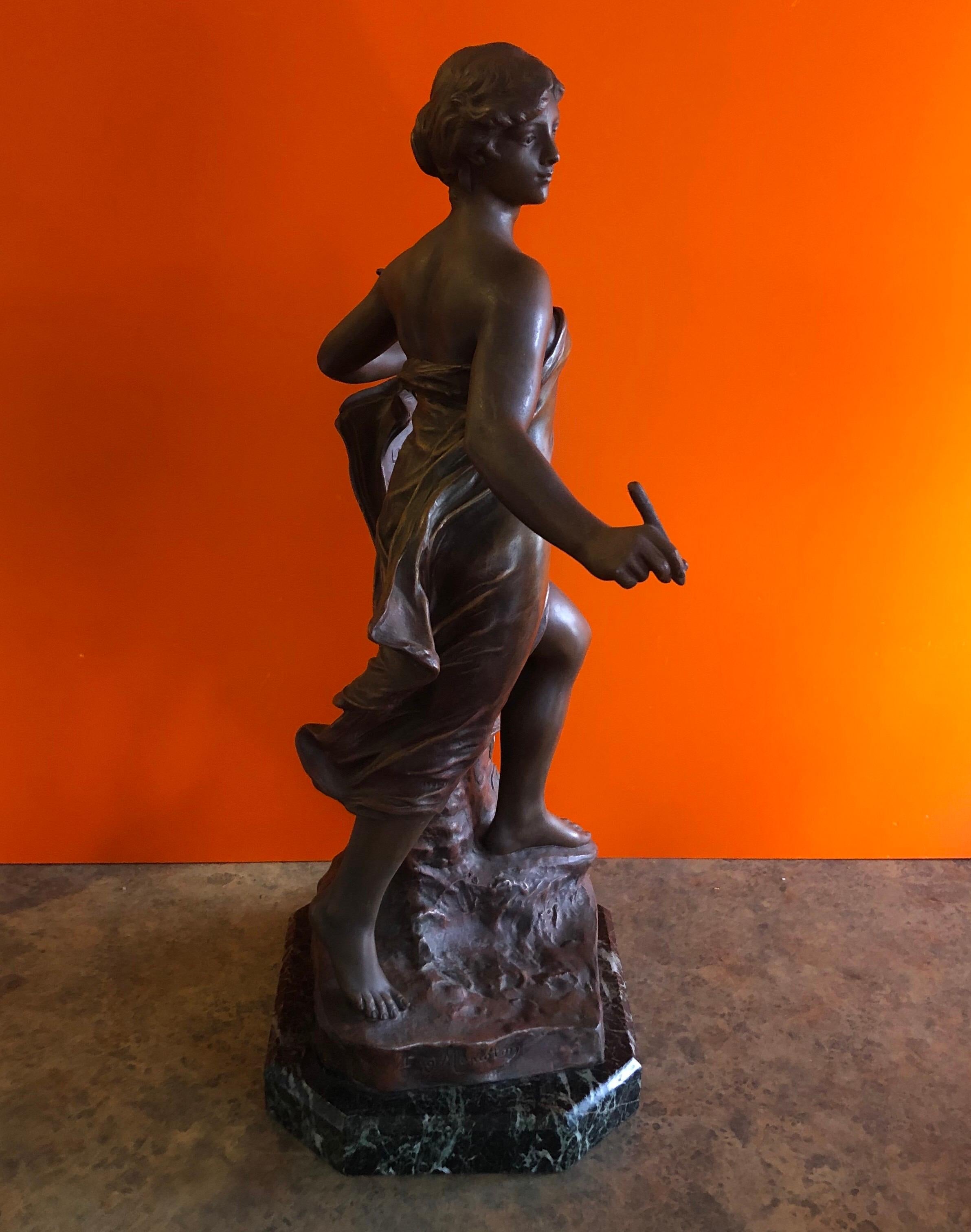 Français Sculpture en bronze Renaissance d'Eugene Marioton en vente