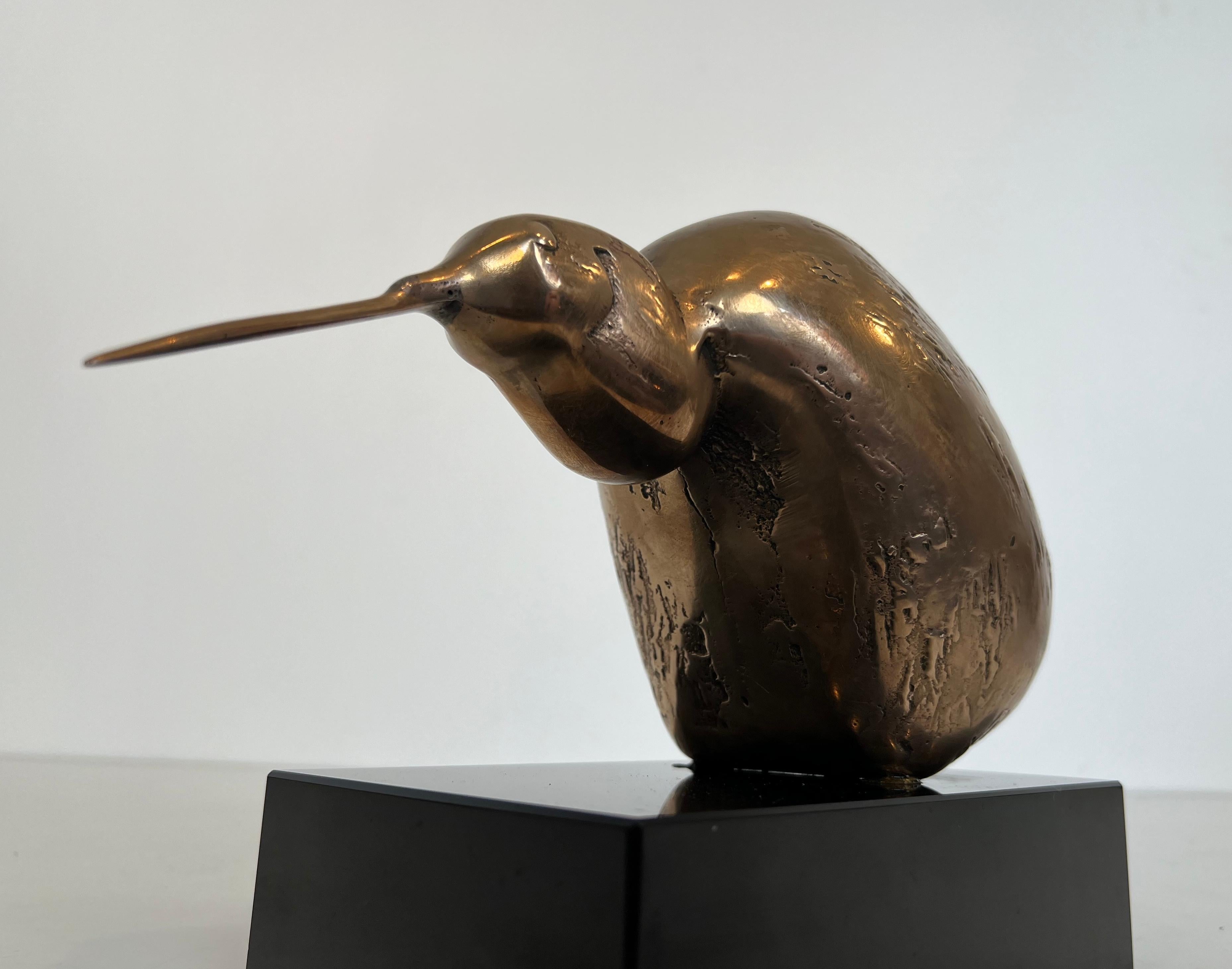 Bronze Sculpture Representing a Stylized Bird on a Black Marble Base, Signed For Sale 7