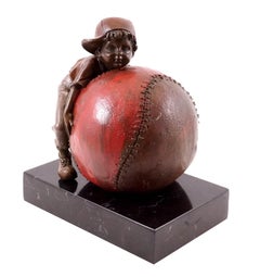 Bronze Sculpture Representing the Child and the Joy of Baseball, 20th Century.