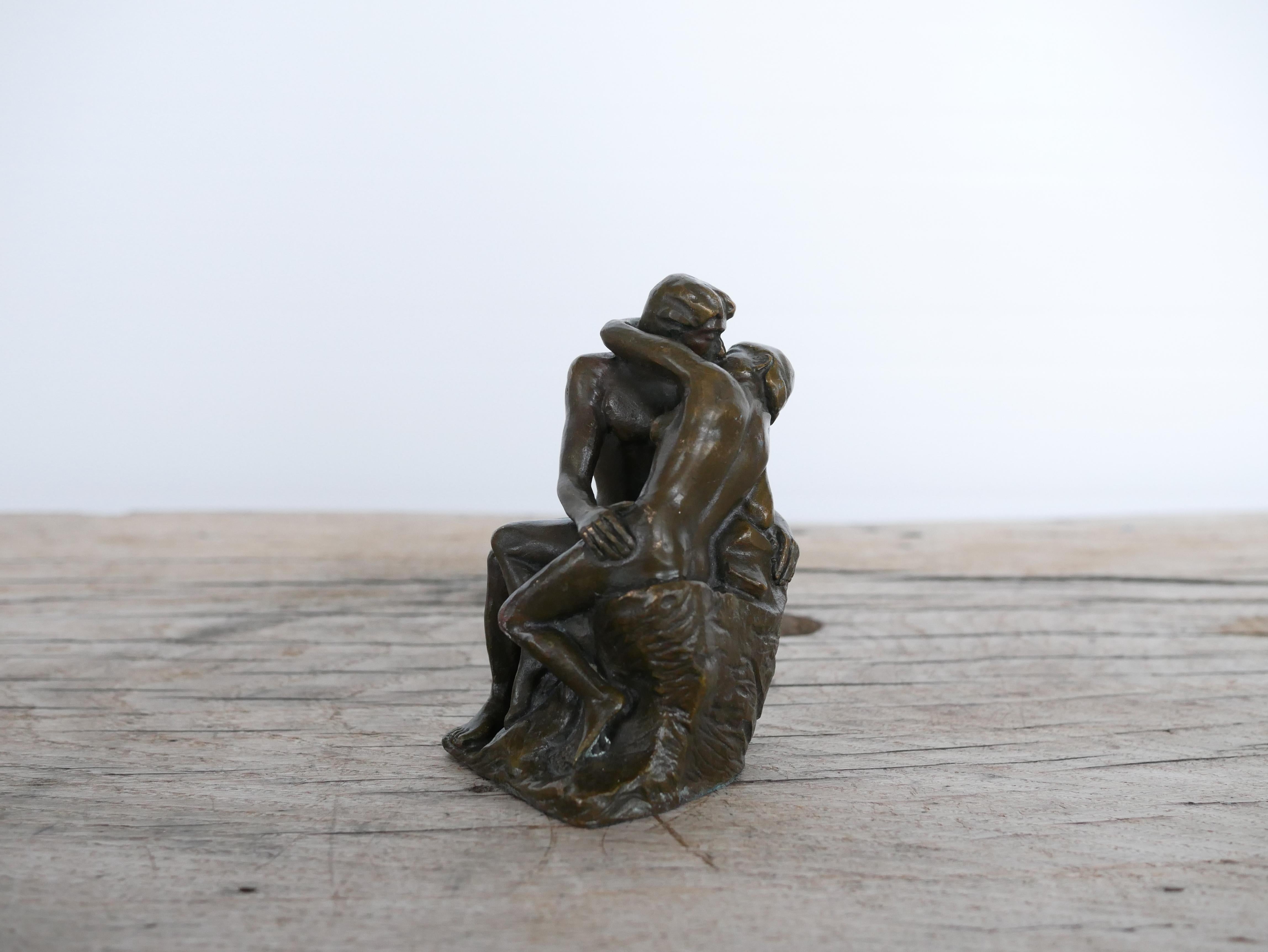 Bronzeskulpturreproduktion von Rodins Kissen aus Bronze 4