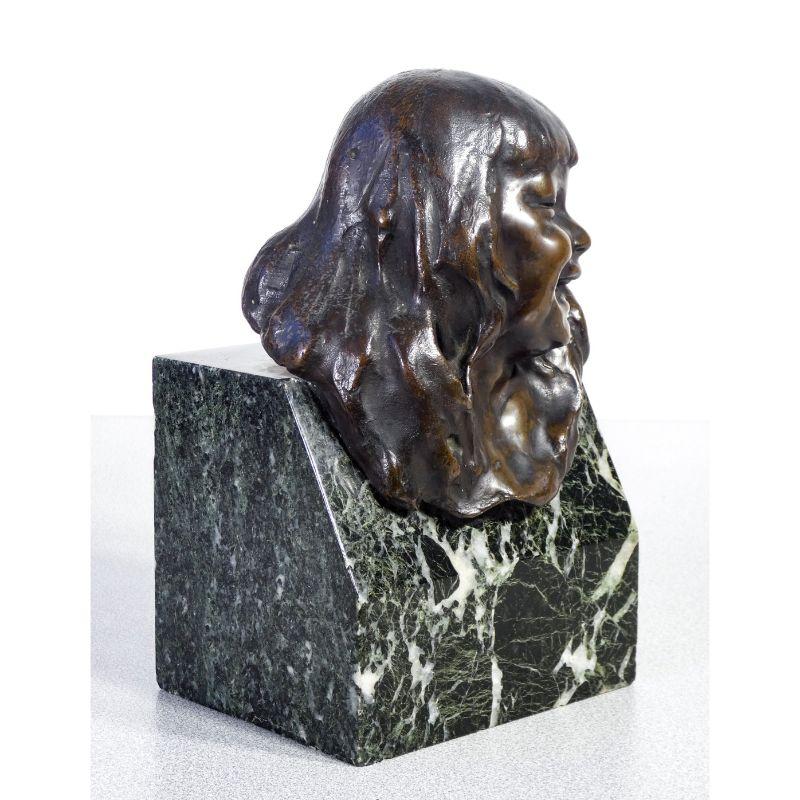 Bronze Sculpture Signed Corrado Betta, Girl In Good Condition For Sale In Torino, IT