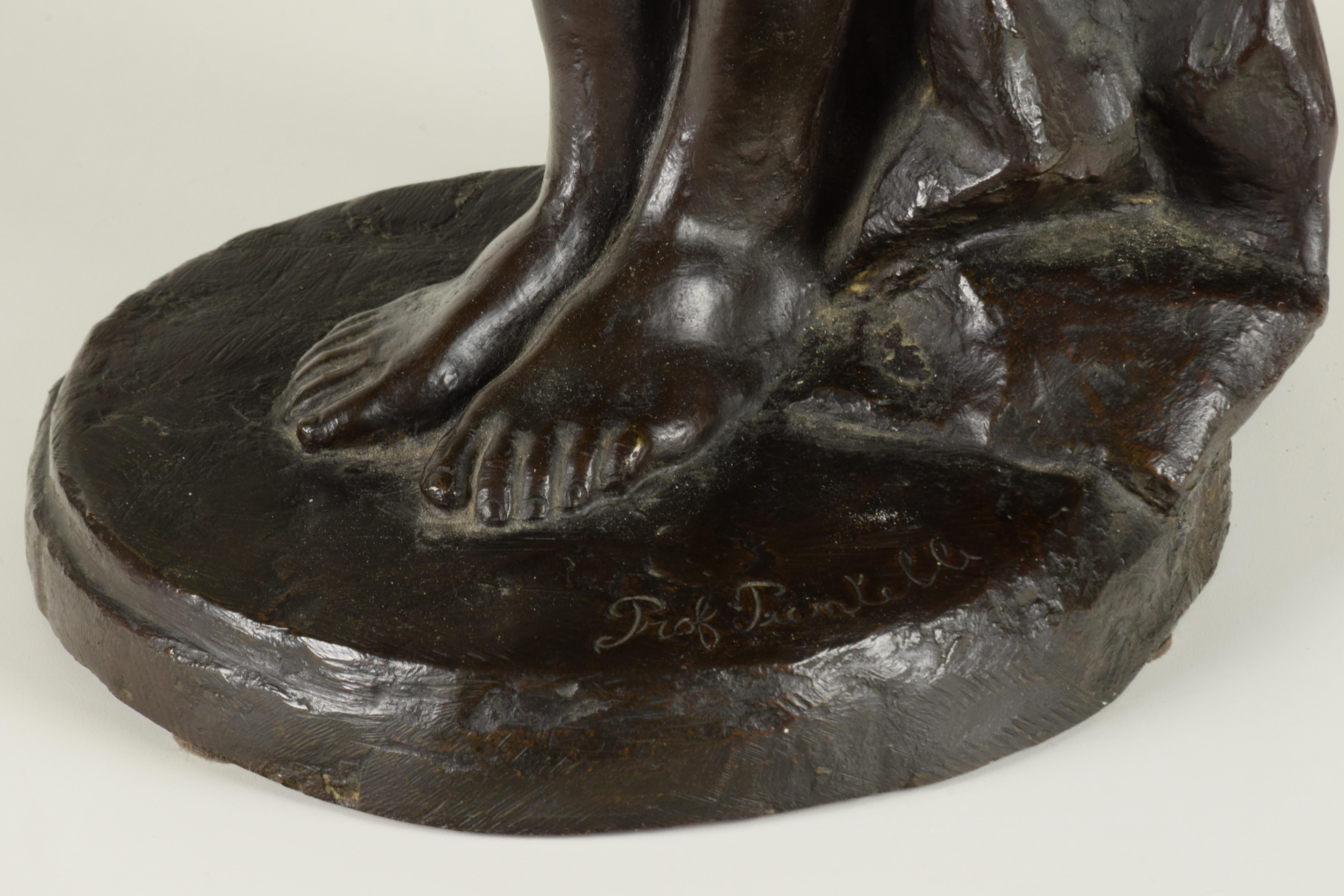 Bronze-Skulptur, signiert Prof. Puntelli, nacktes junges Mädchen im Angebot 1