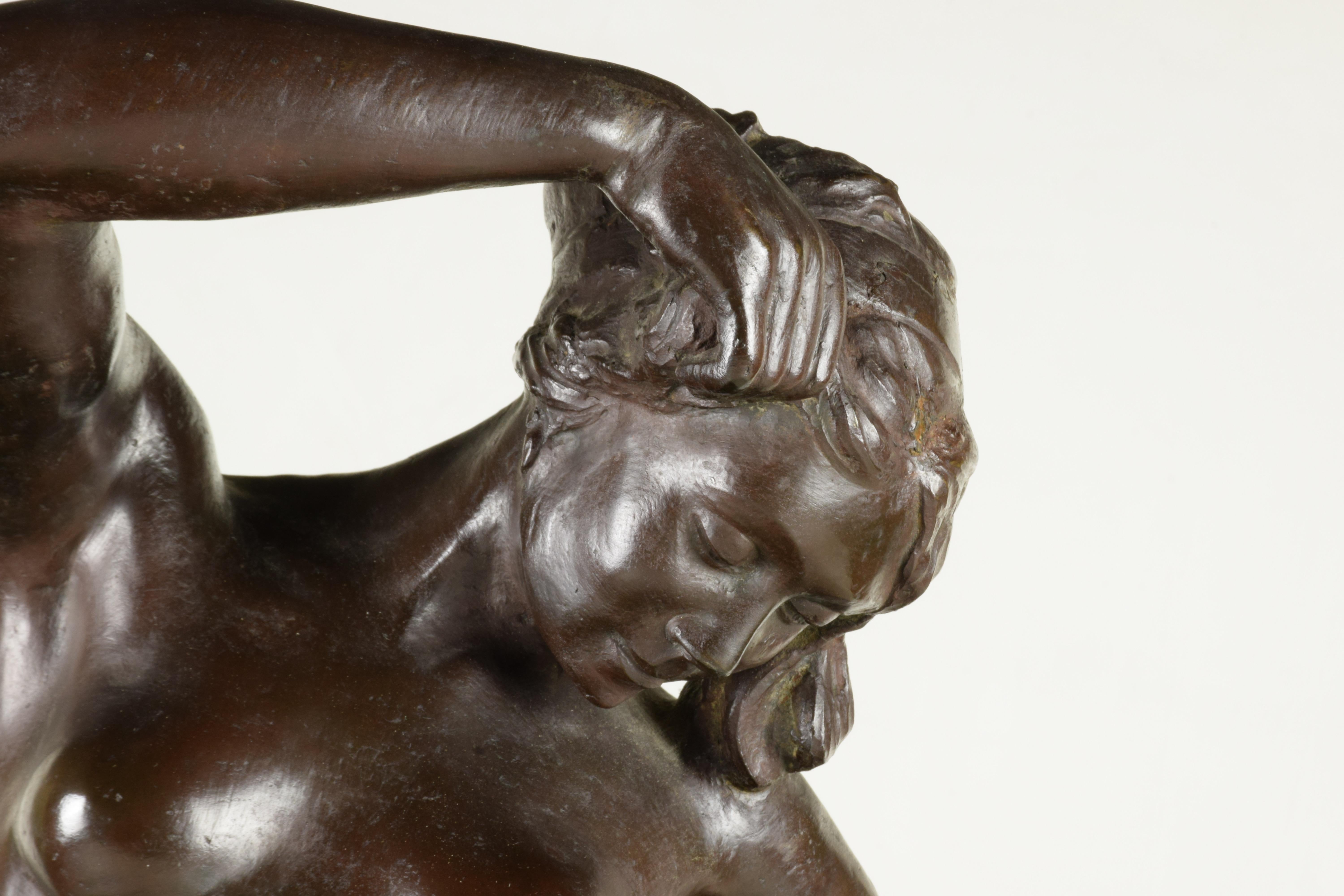 Bronze Sculpture Signed Prof. Puntelli nude young girl In Good Condition For Sale In Prato, IT