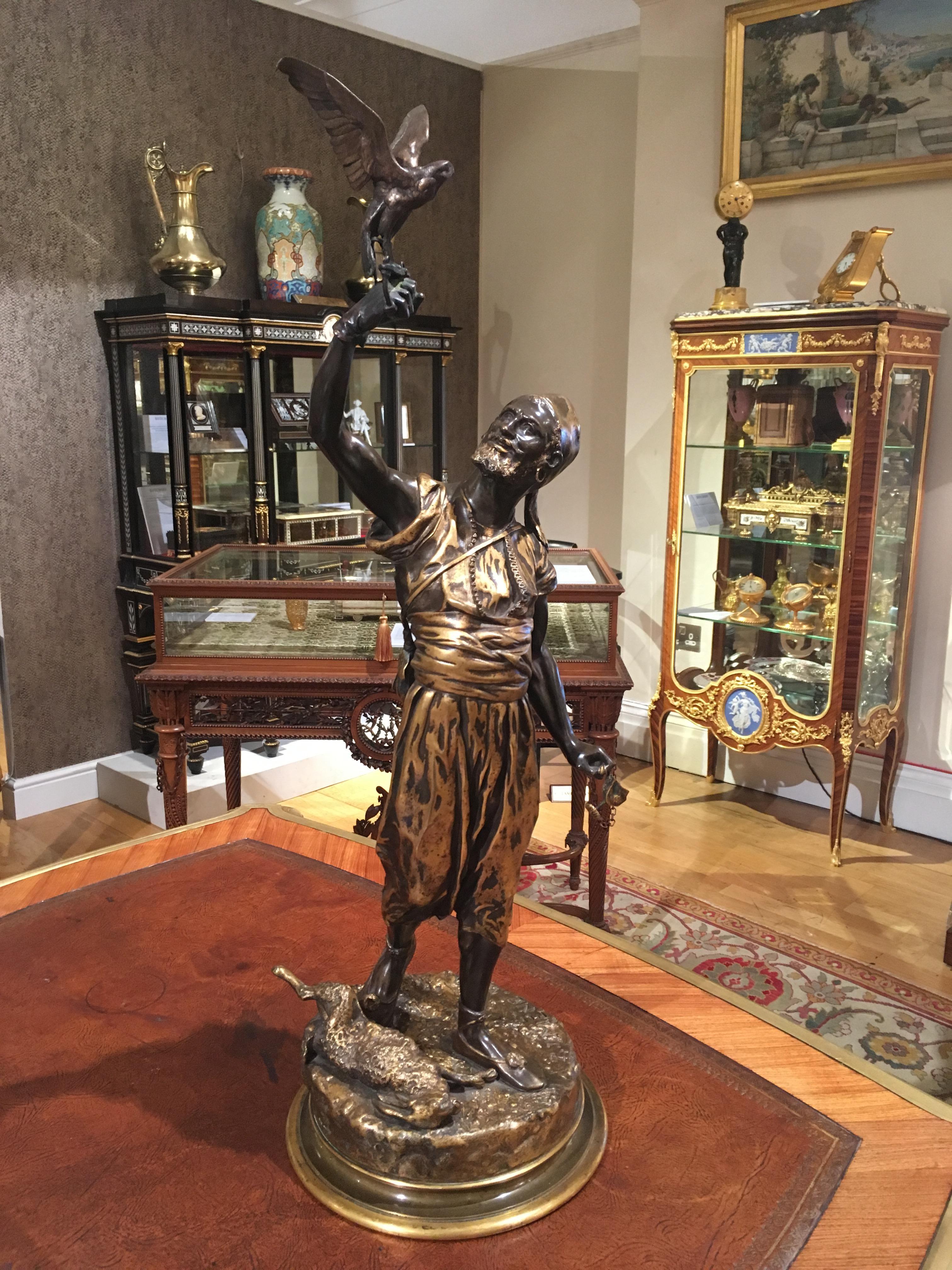 XIXe siècle Sculpture française du 19ème siècle « Le fauconnier » de Pierre Jules Mene en vente