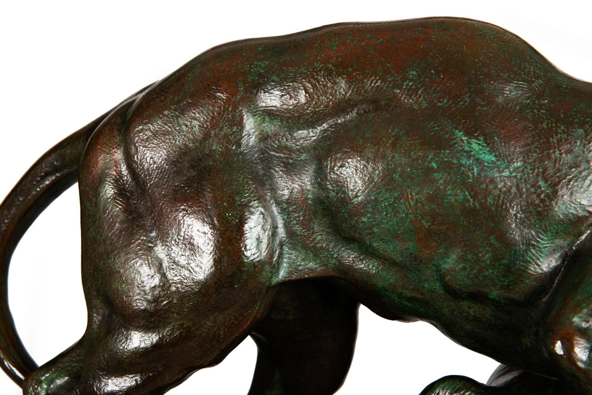 Bronze Sculpture “Tiger Surprising an Antelope” by Antoine-Louis Barye in vendita 6