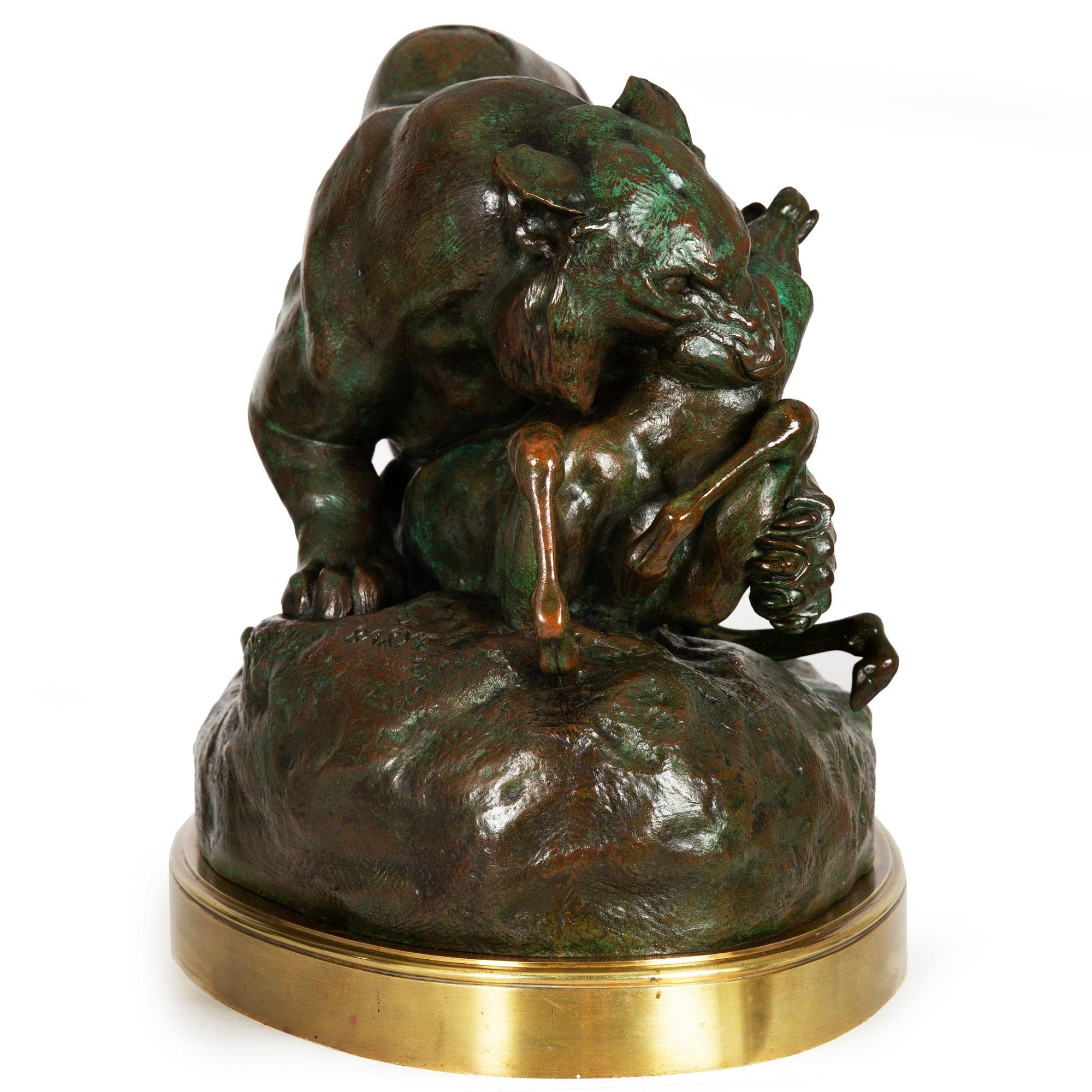 Francese Bronze Sculpture “Tiger Surprising an Antelope” by Antoine-Louis Barye in vendita
