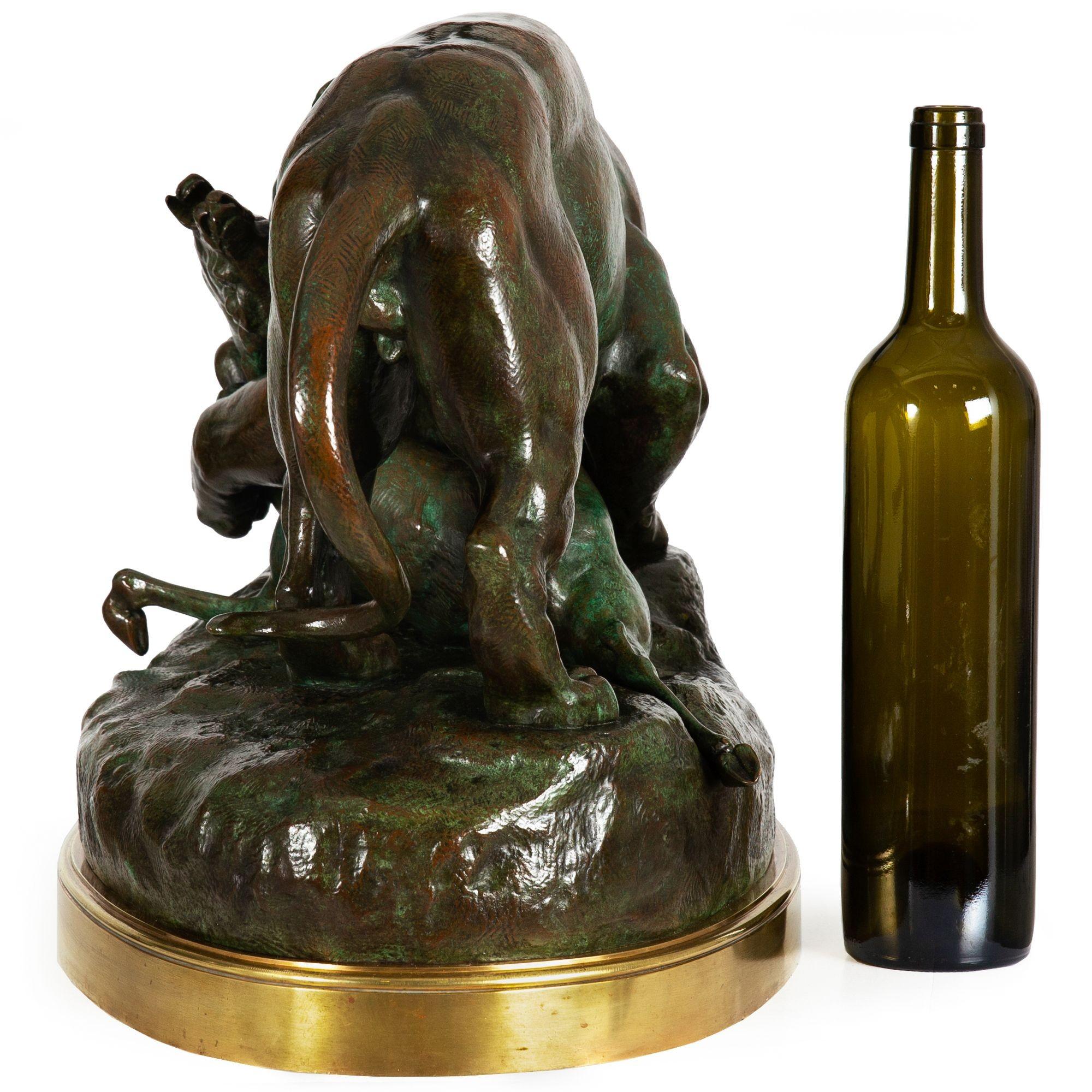 Bronze Sculpture “Tiger Surprising an Antelope” by Antoine-Louis Barye In condizioni buone in vendita a Shippensburg, PA