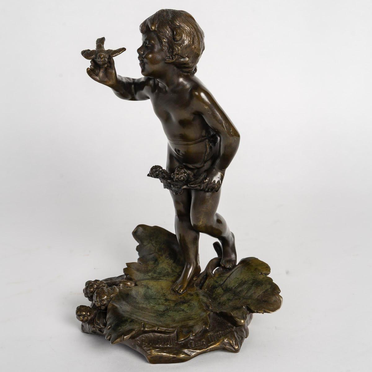 Français Sculpture en bronze à patine brune, signée par August Moreau, 20e siècle. en vente