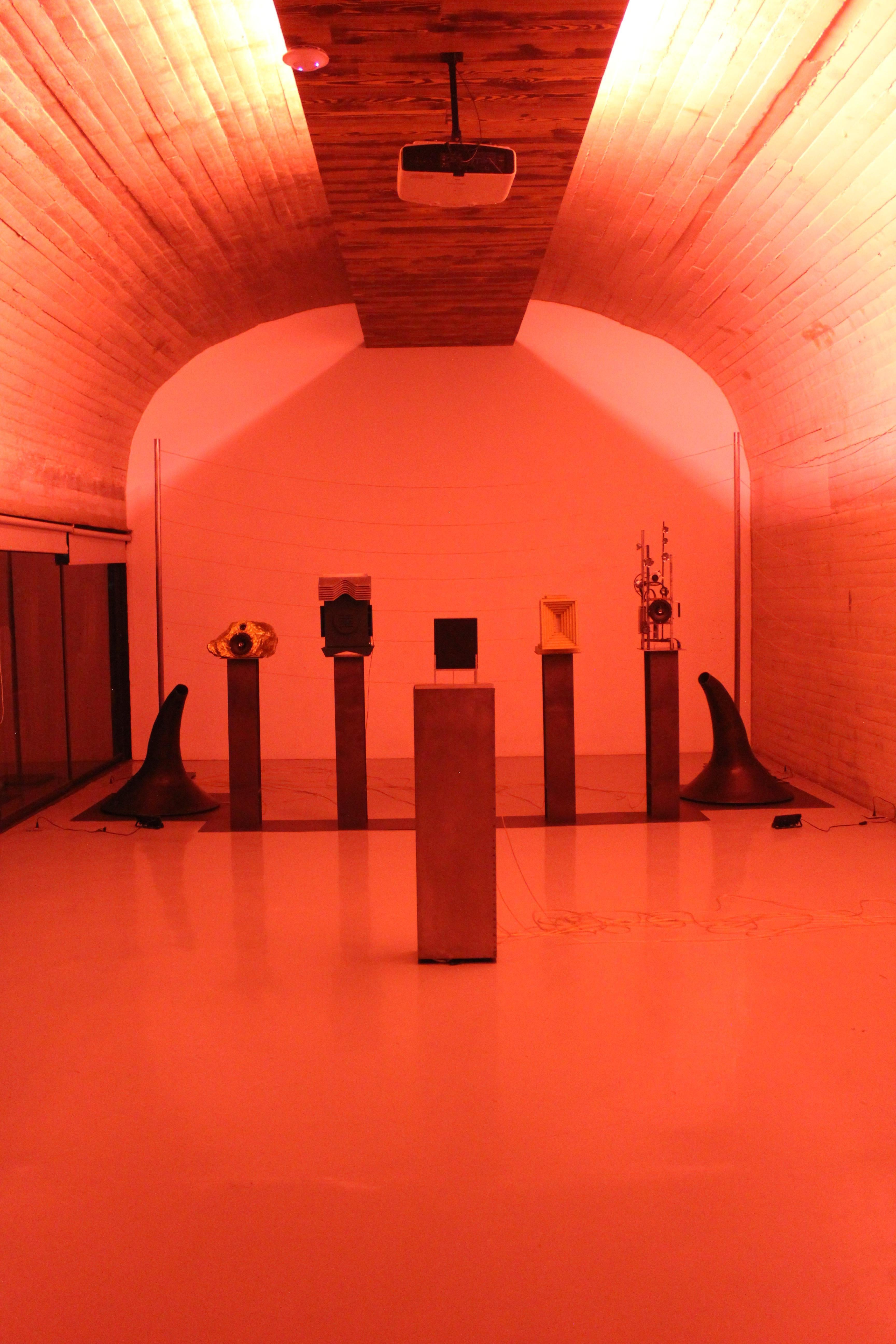 Bronze Scultural Singing-Stone MDL. C. Speaker For Sale 2