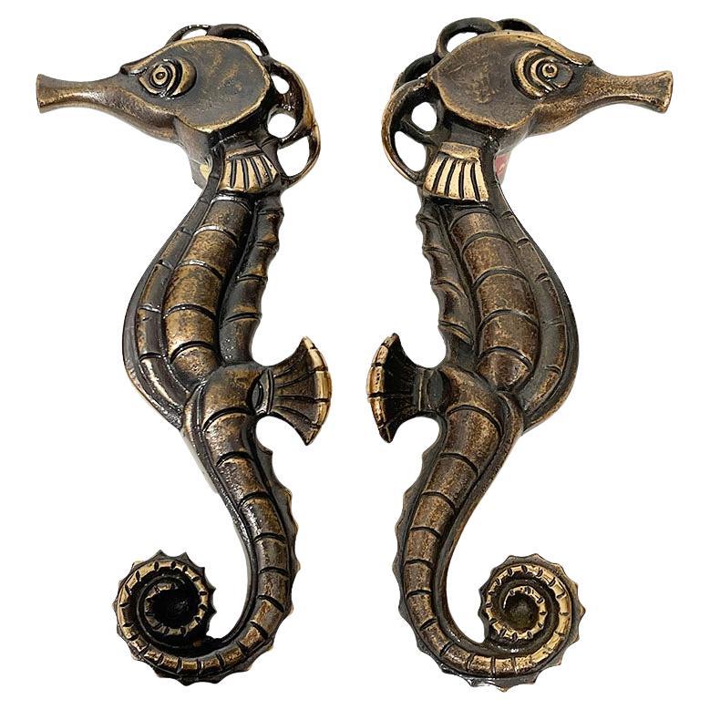 Poignées de porte à pousser et à tirer en bronze en forme d'hippocampe, 1970