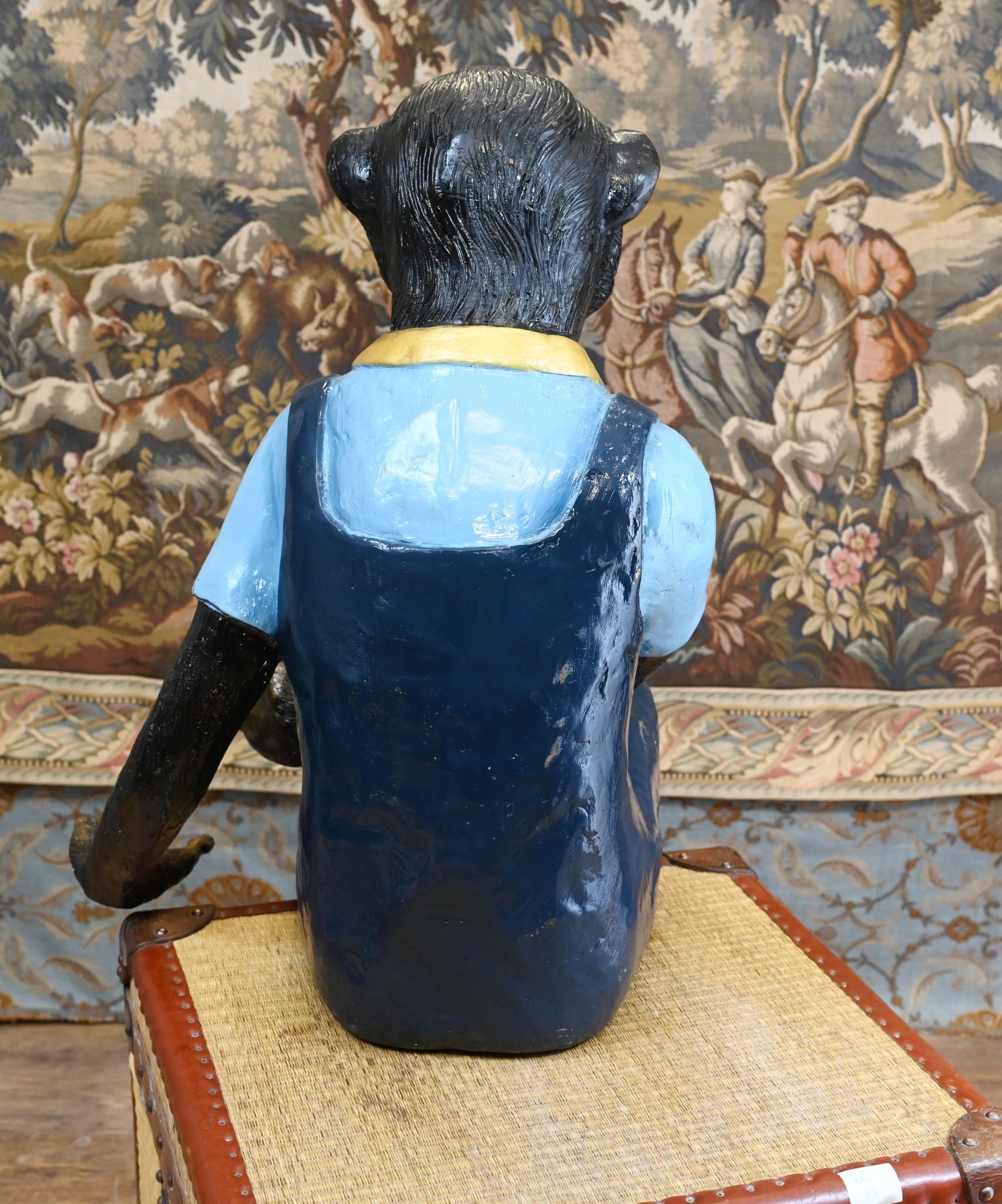 Bronzo Statua di scimmia scimpanzé seduto in bronzo Colata di scimpanzé in vendita
